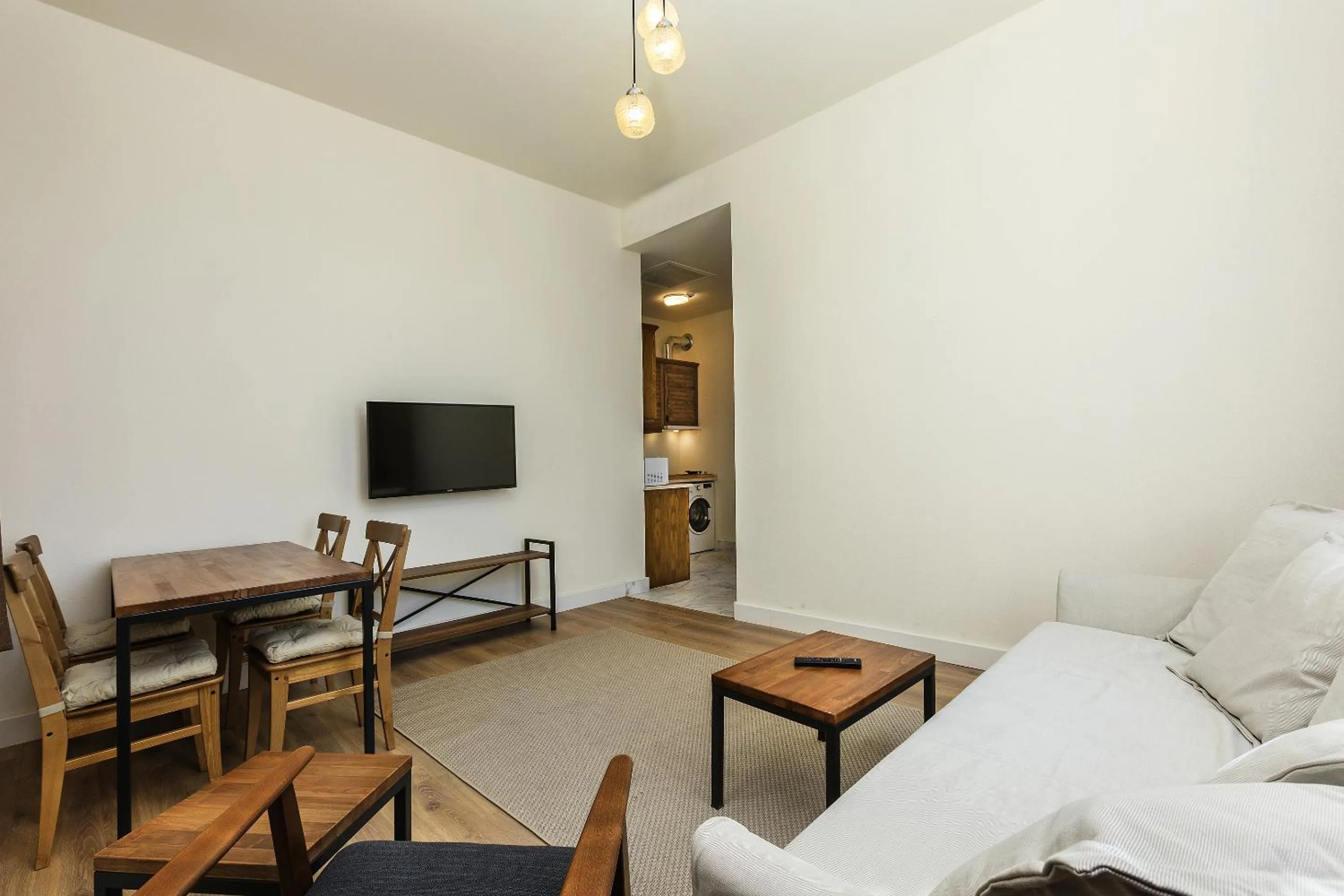 TV and multimedia, Bed in The Nomad Inn Old City İstanbul