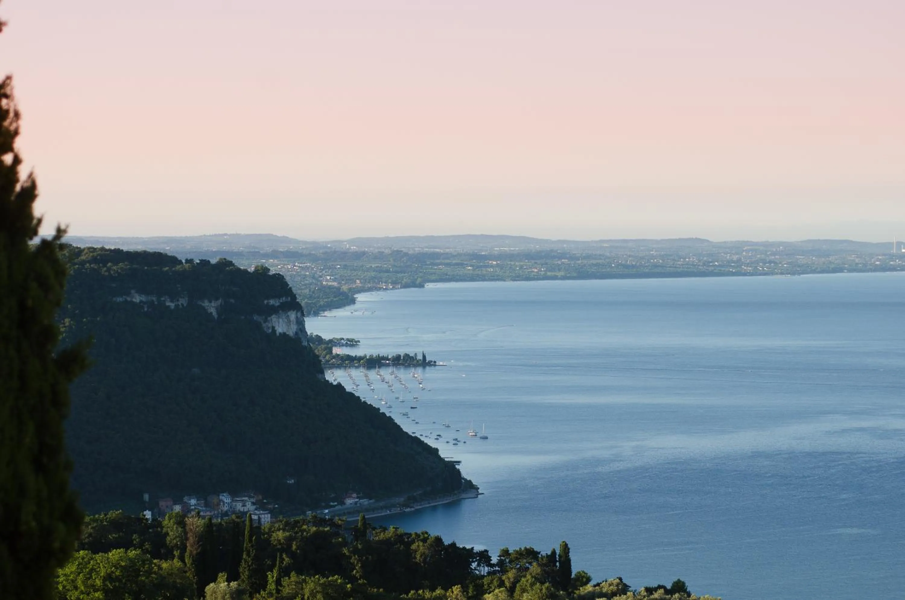 Facade/entrance in Residence San Michele