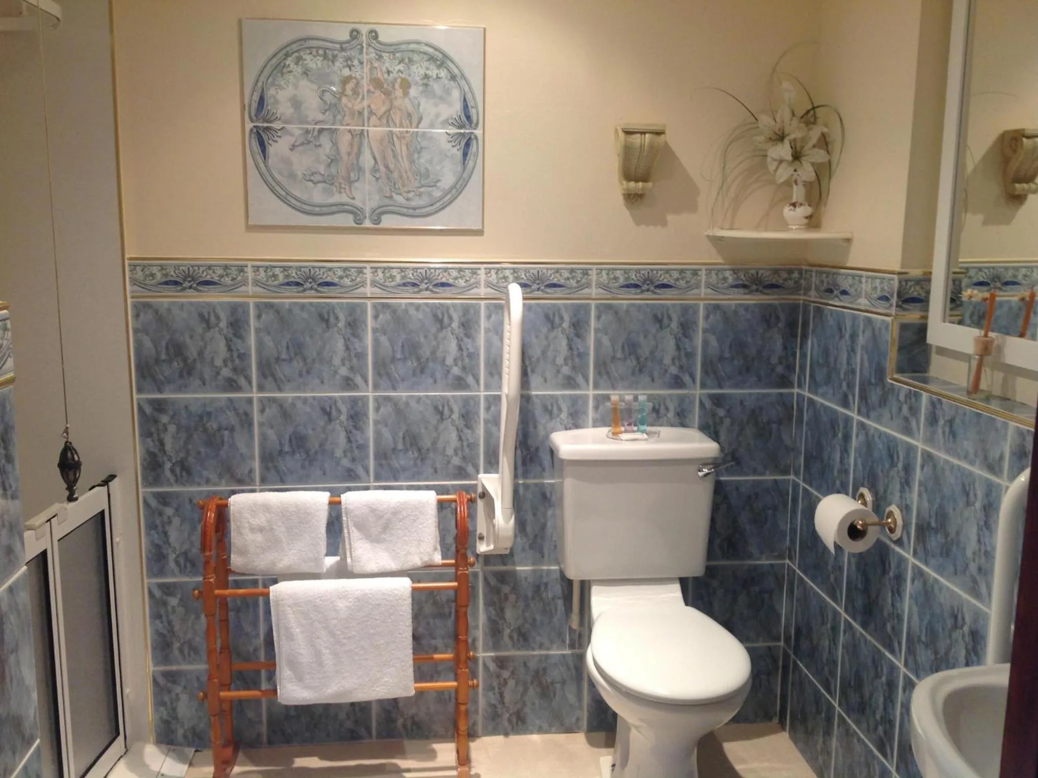 Bathroom in Cuil Na Sithe