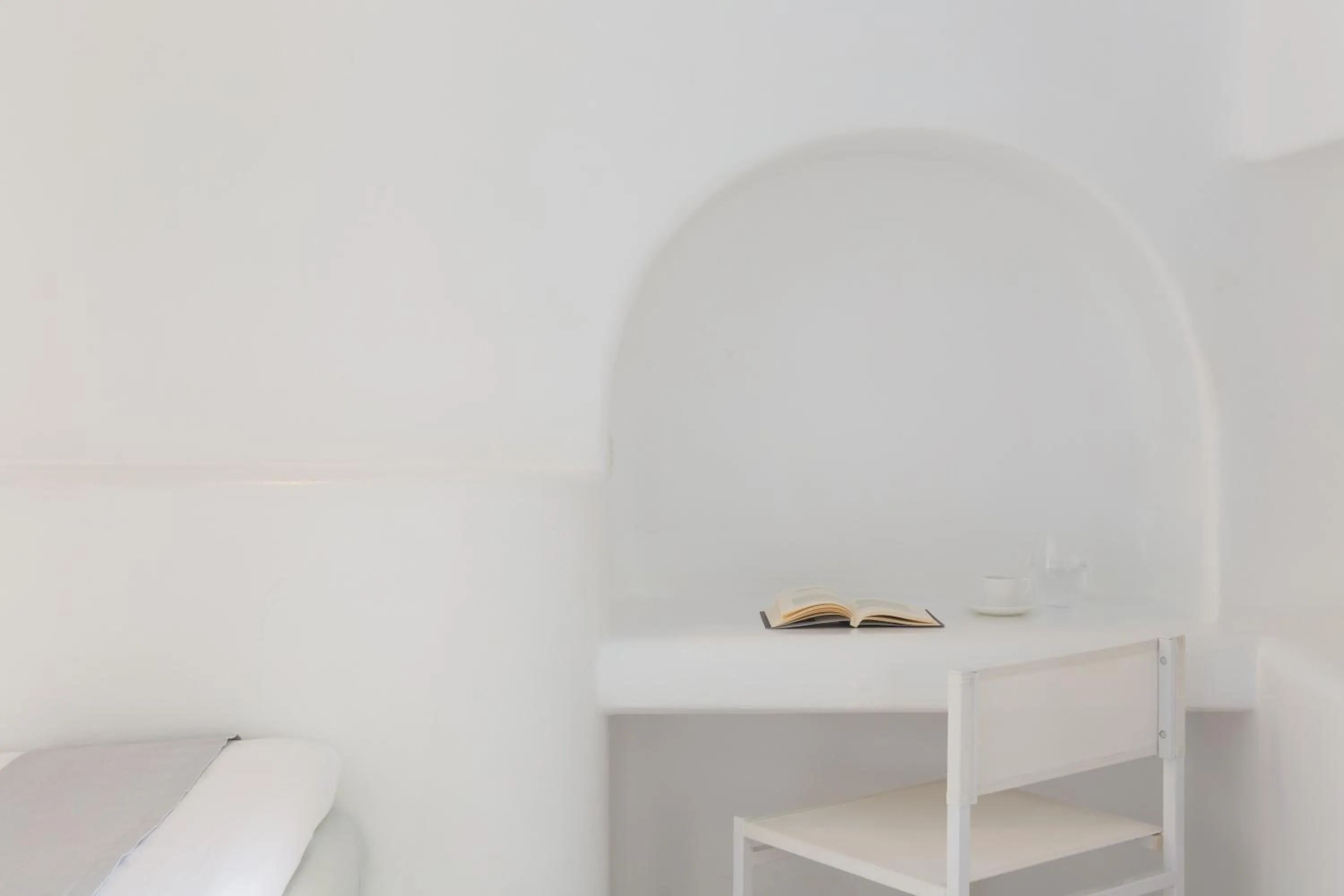 Bedroom, Bed in Calme Boutique Hotel - Adults Only