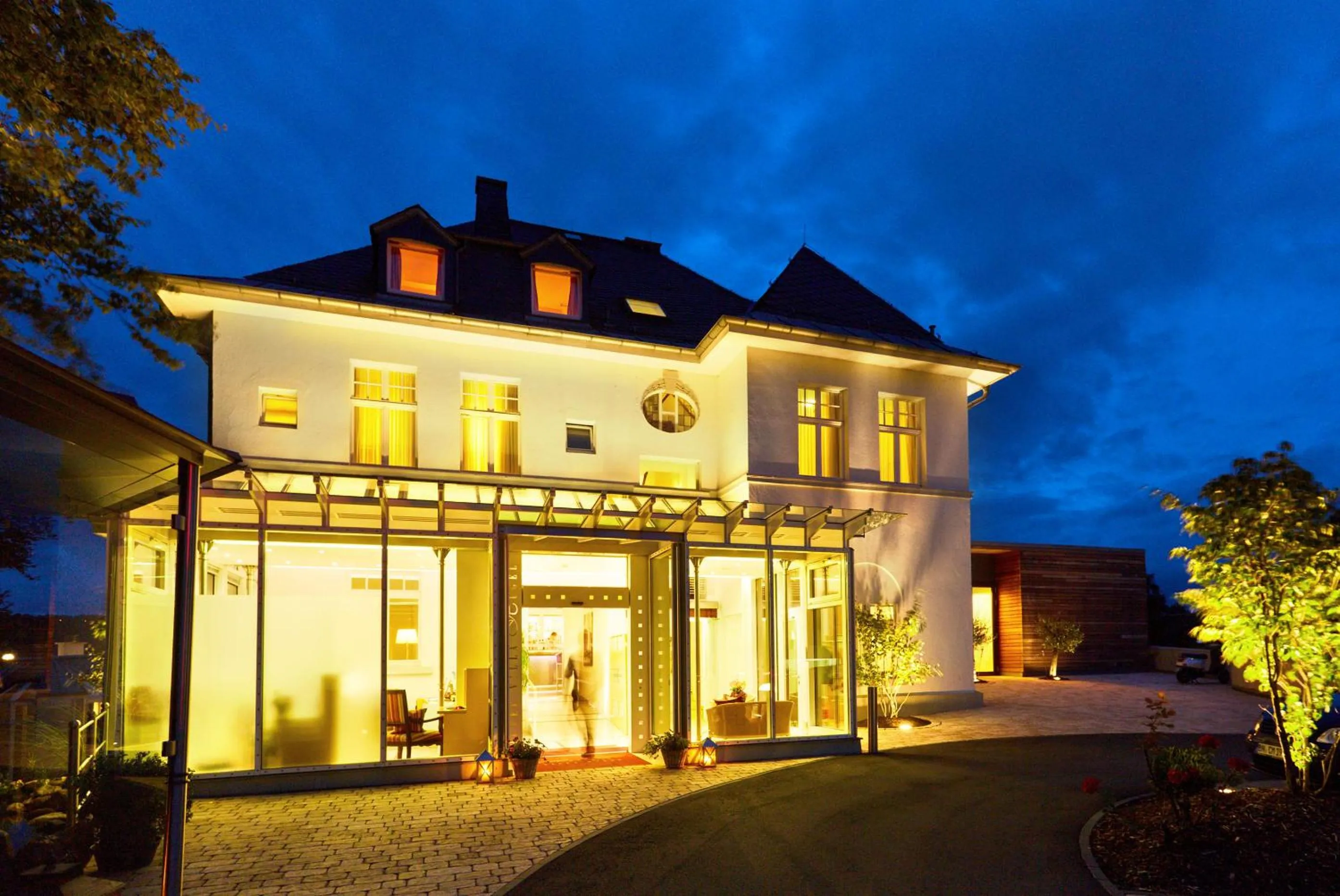 Property building in Hotel Villa Hügel
