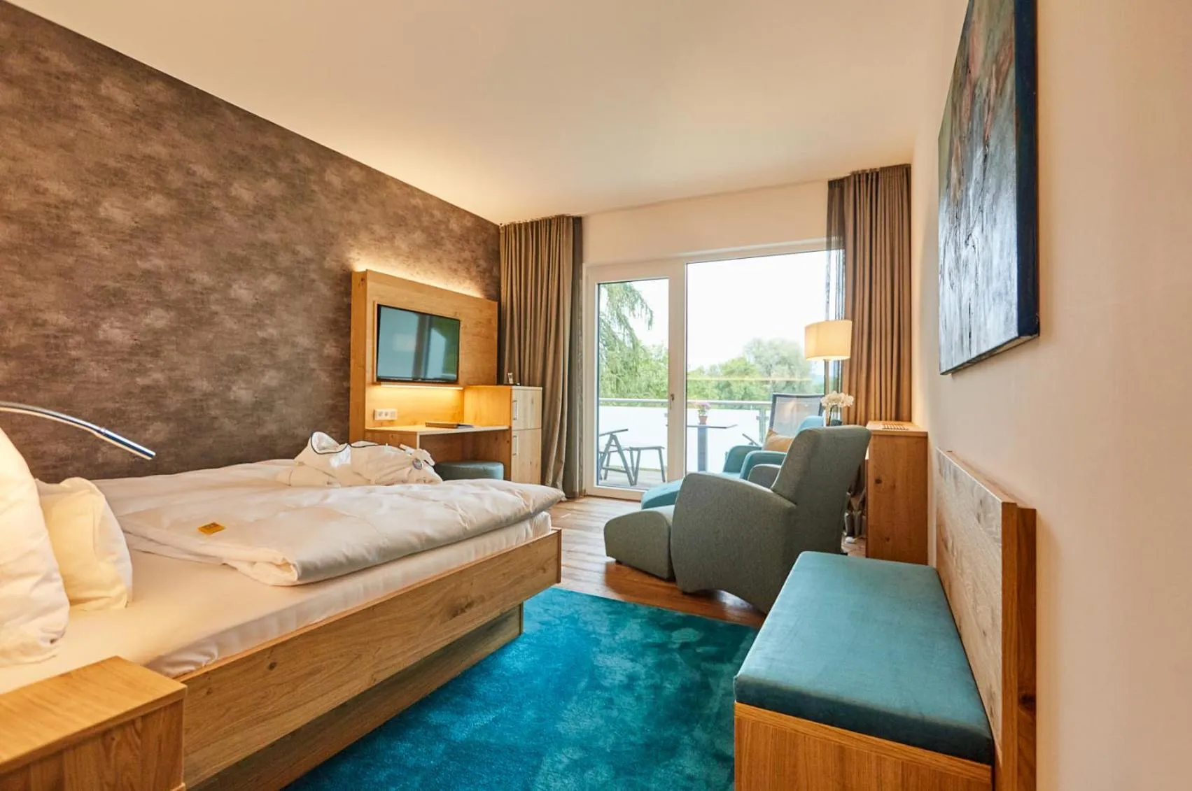 Photo of the whole room, Bed in Hotel Villa Hügel