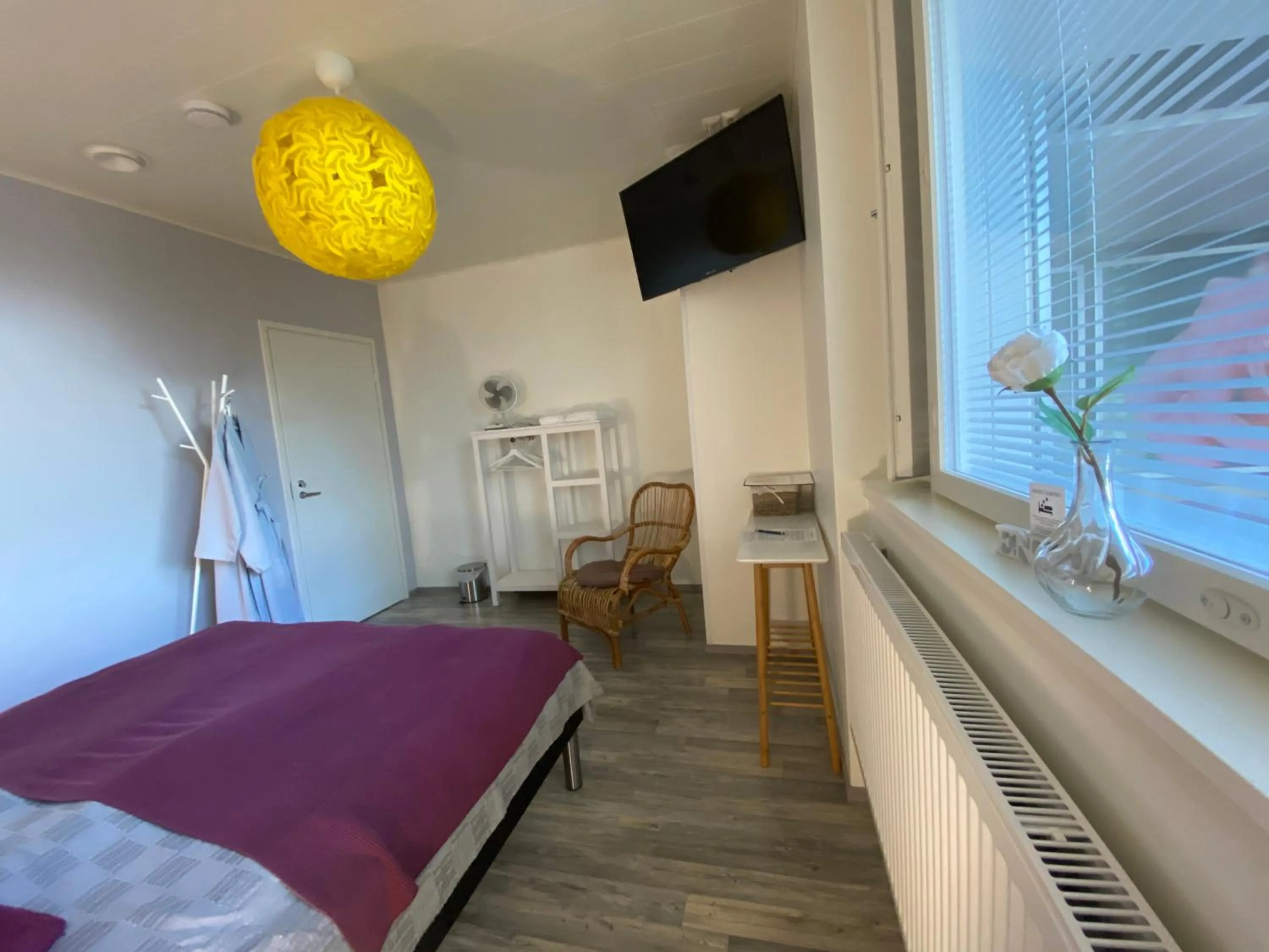 Bedroom, Bed in Savonlinna Rentals