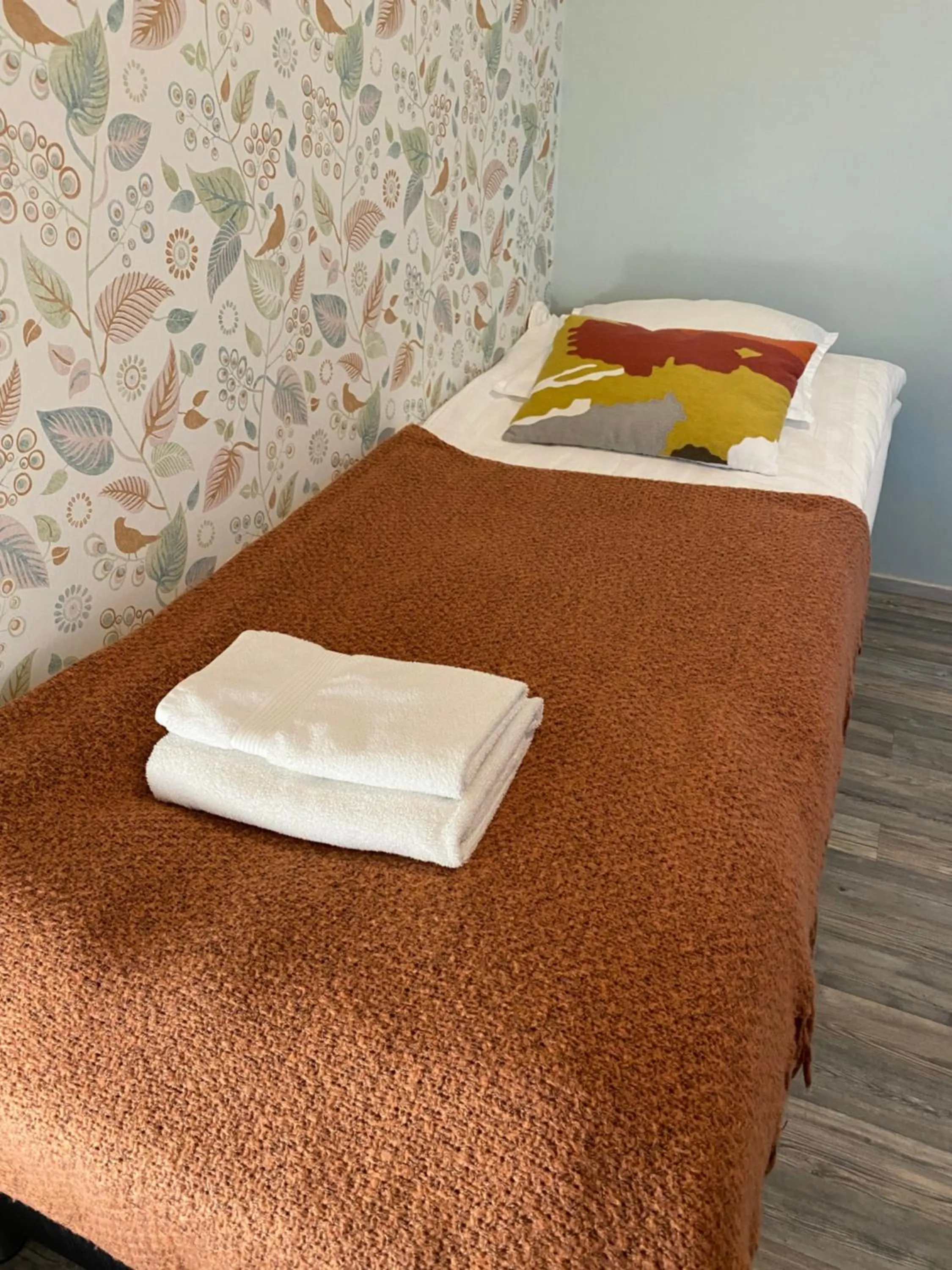 Bedroom, Bed in Savonlinna Rentals