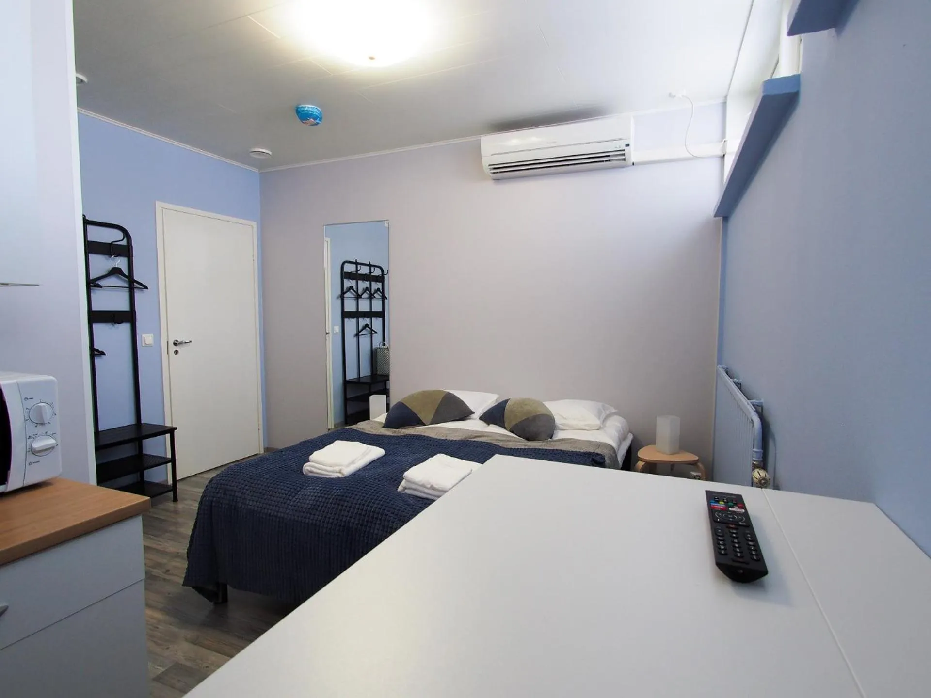 Photo of the whole room, Bed in Savonlinna Rentals