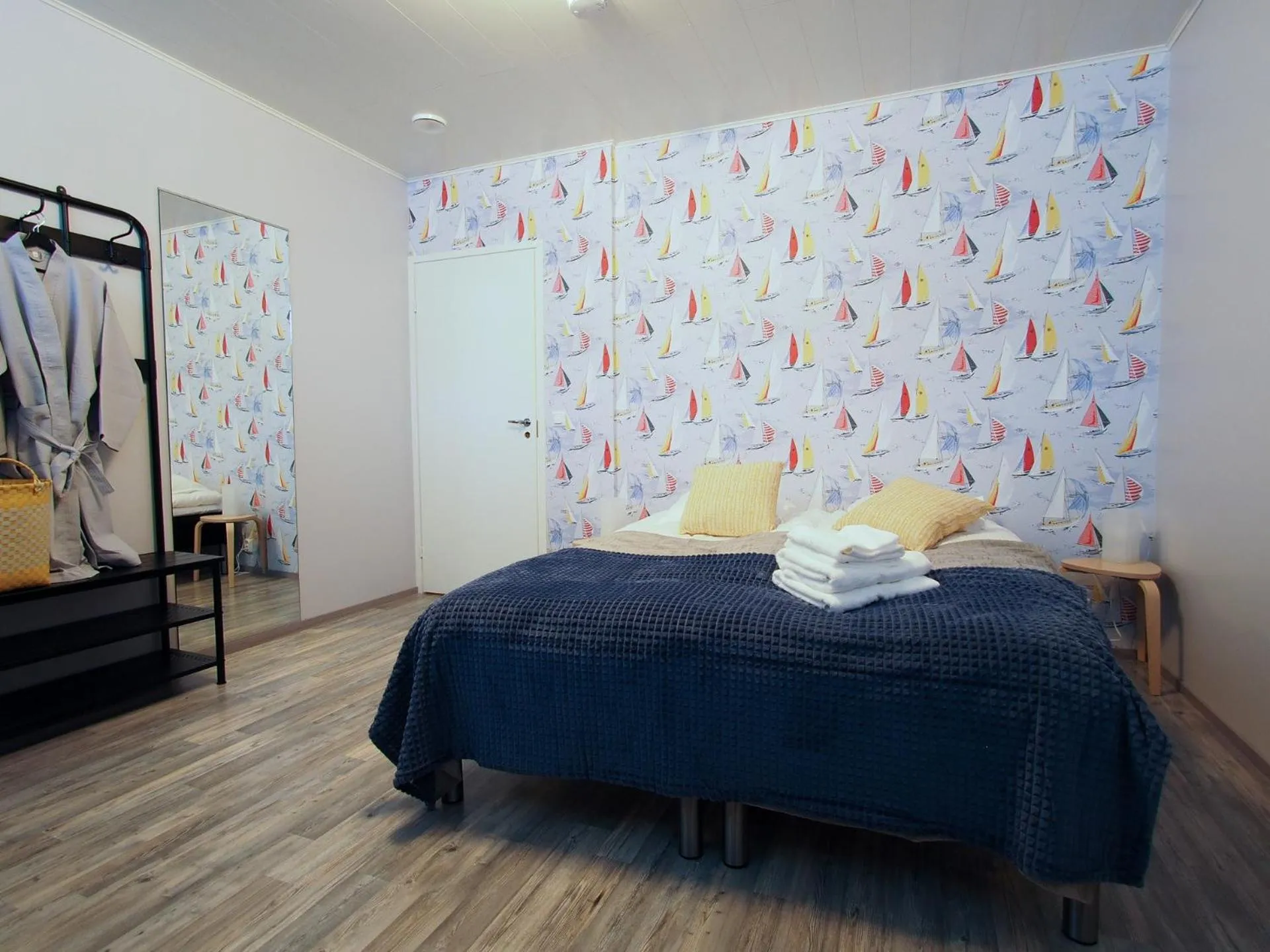 Photo of the whole room, Bed in Savonlinna Rentals