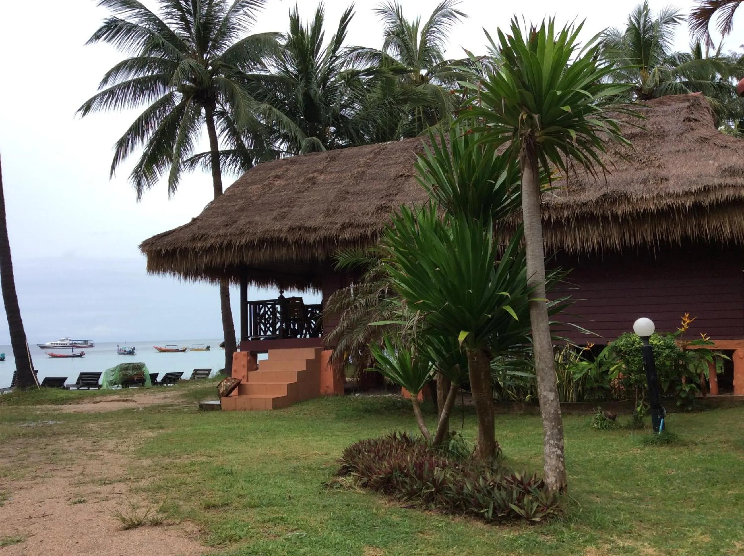 Shower in Bow Thong Beach Resort
