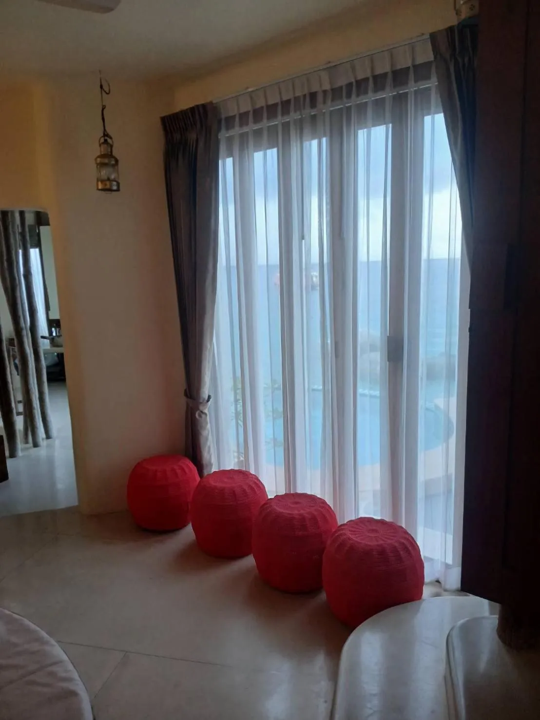 Bed in Nangyuan Island Dive Resort