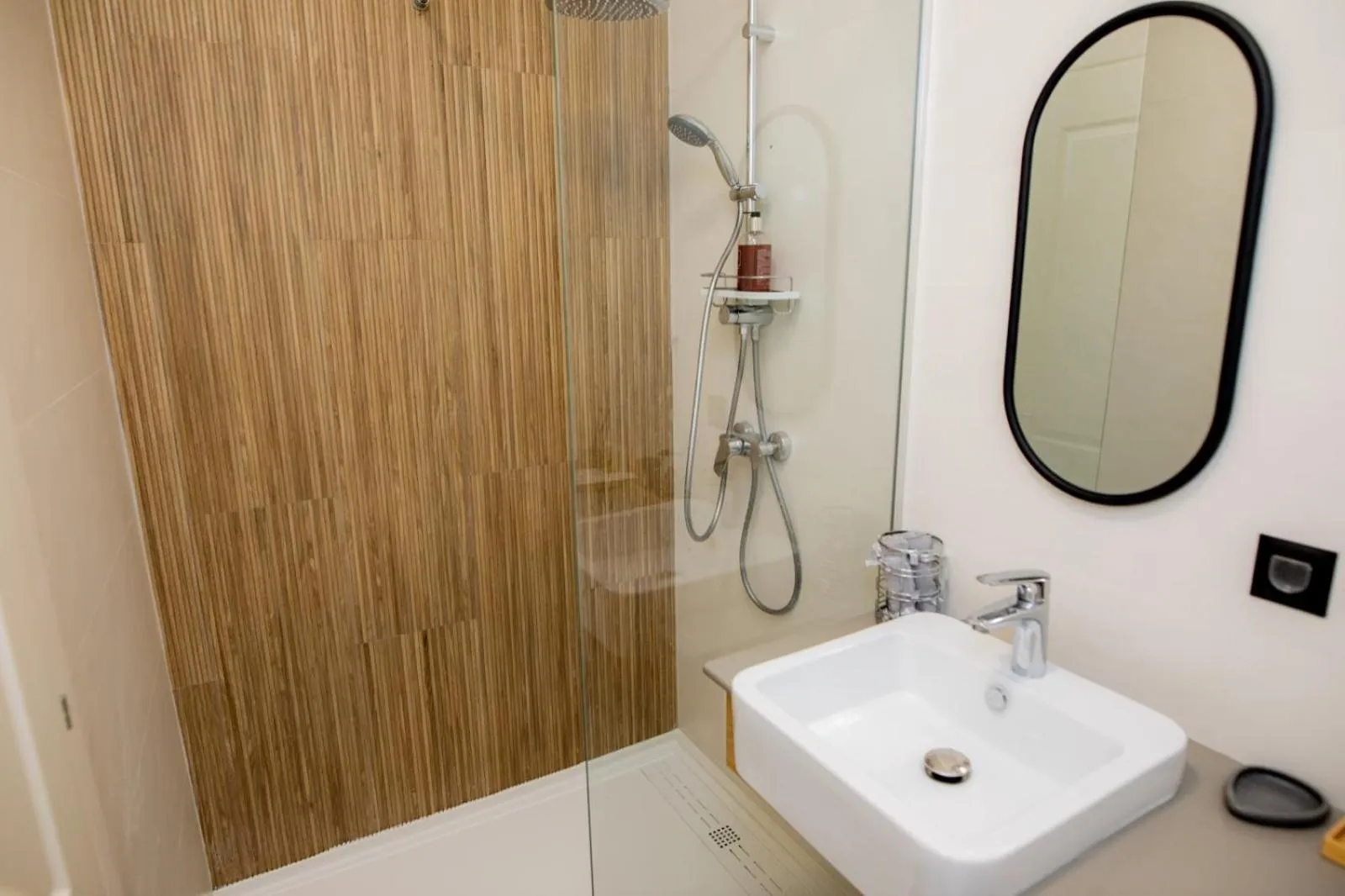 Shower in Sea On Mamaia