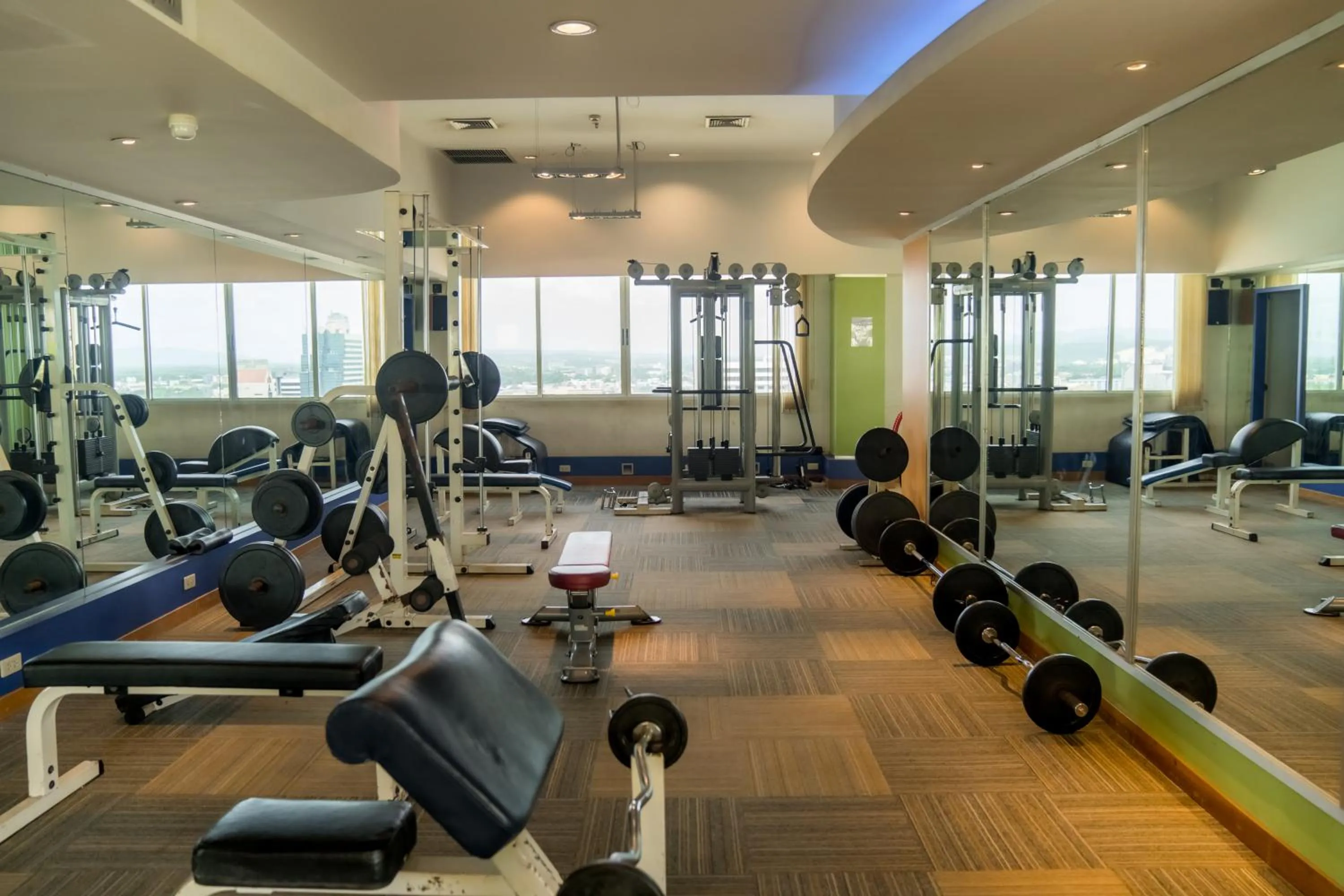 Lee Gardens Plaza Hotel - SHA Plus