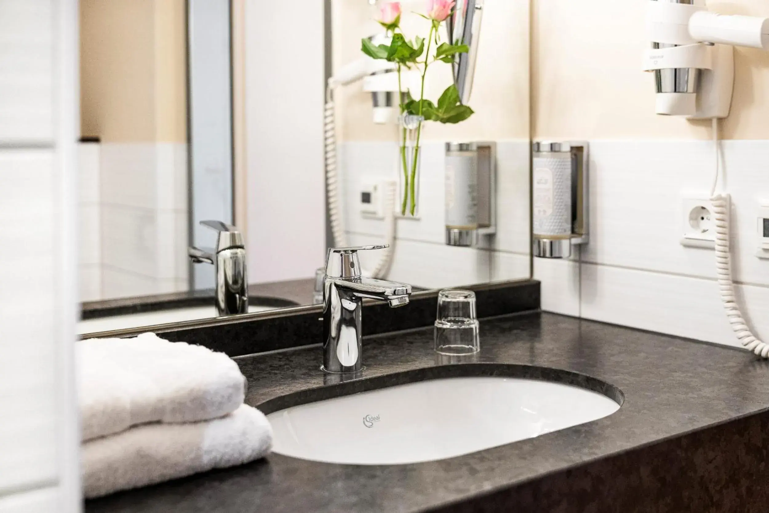 Single Room - single occupancy in Hotel Speicher am Ziegelsee Single Room - single occupancy in Hotel Speicher am Ziegelsee