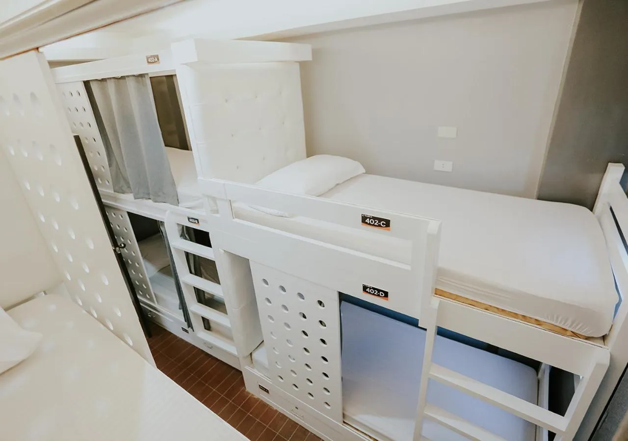 Viajeros Hostel Boracay