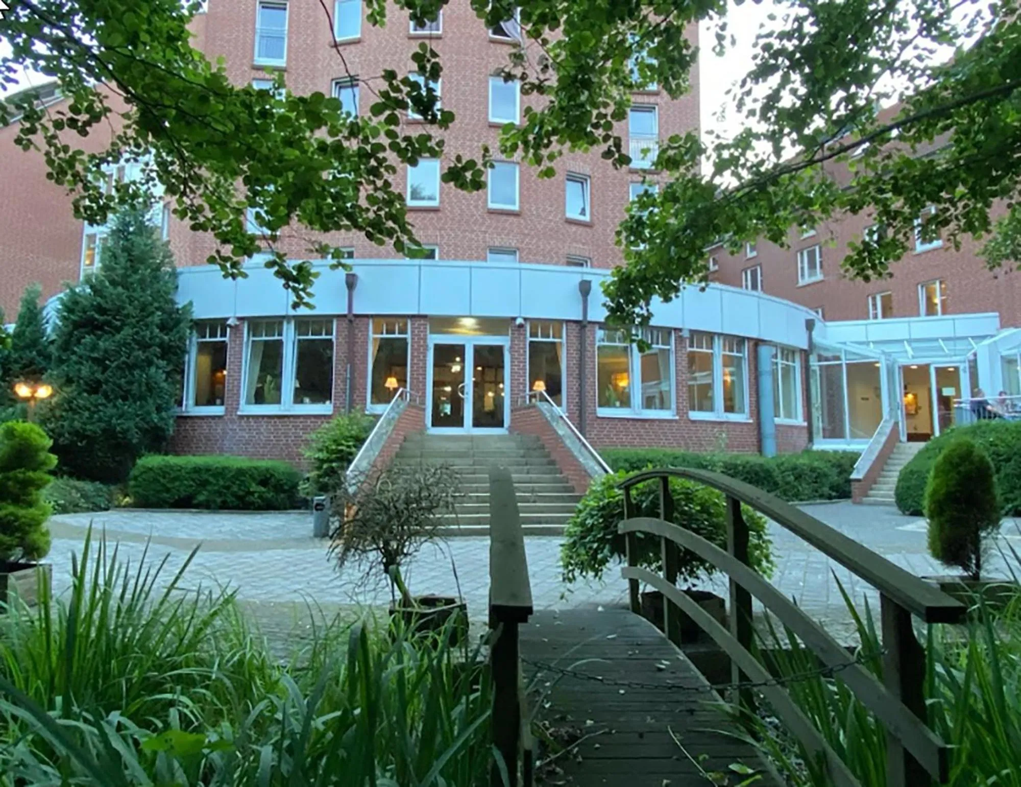 Garden view in Hotel Lübecker Hof