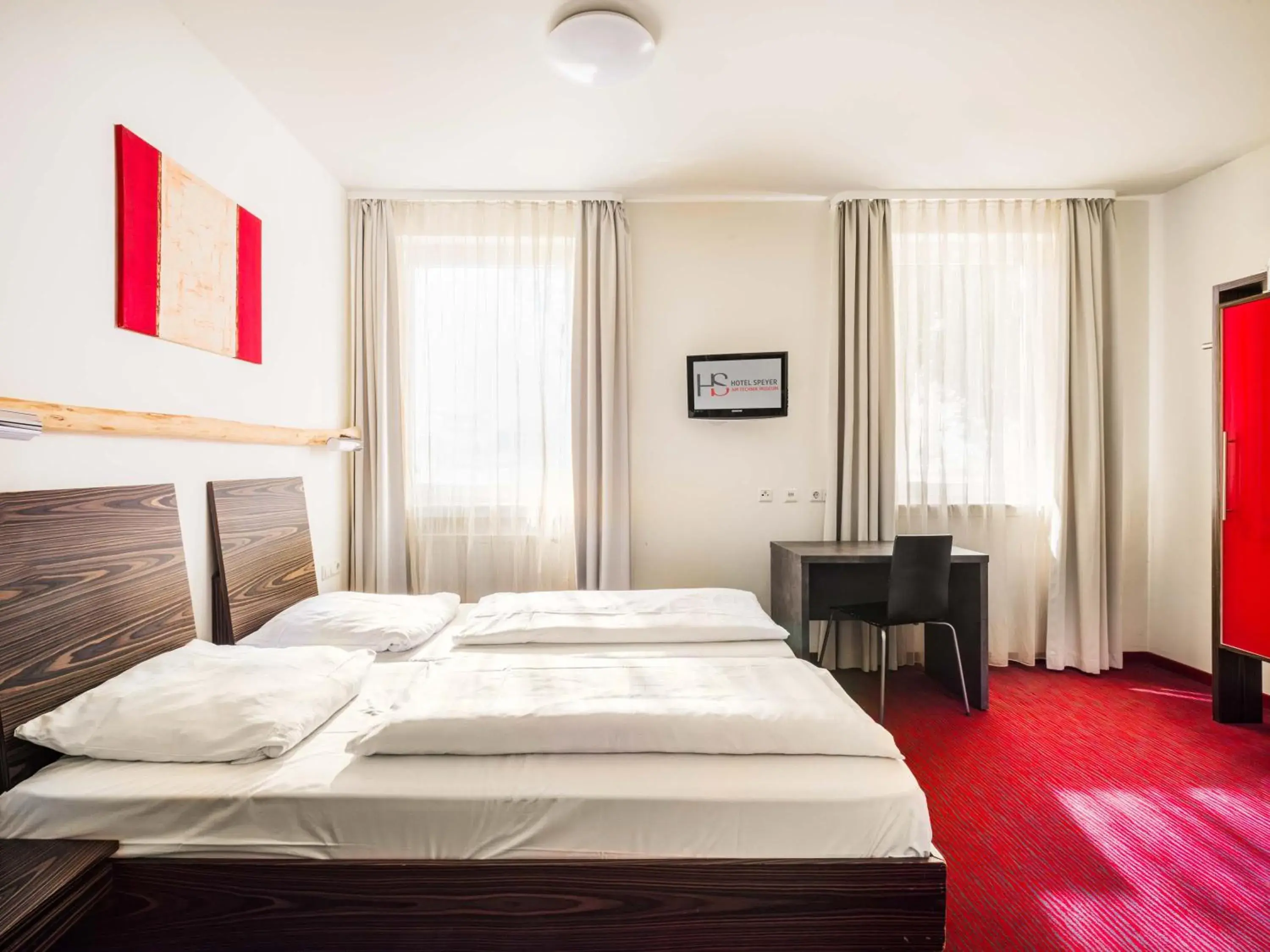 Economy Twin Room in Hotel Speyer am Technik Museum Economy Twin Room in Hotel Speyer am Technik Museum