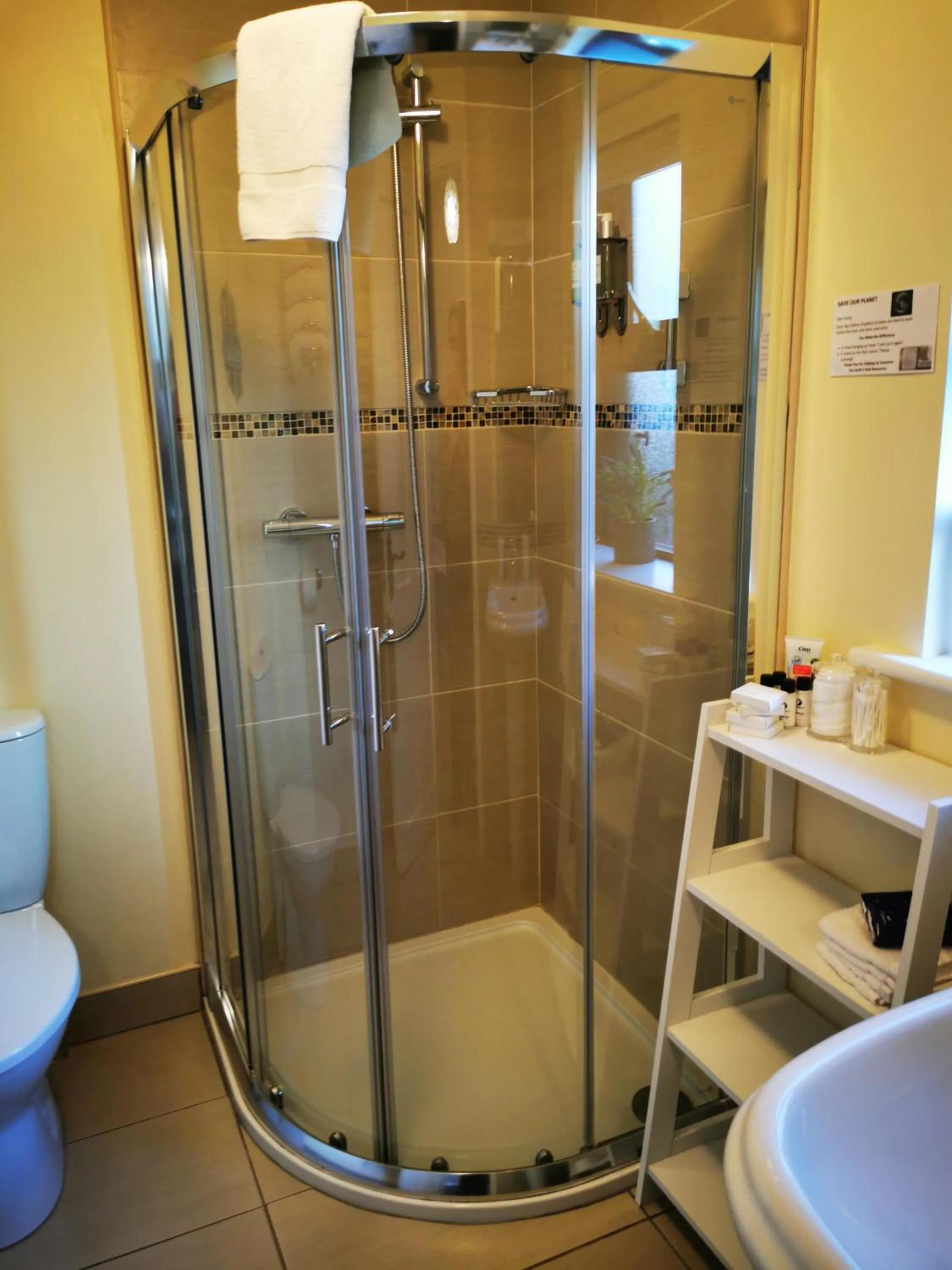 Bathroom in Ocean Heights B&B