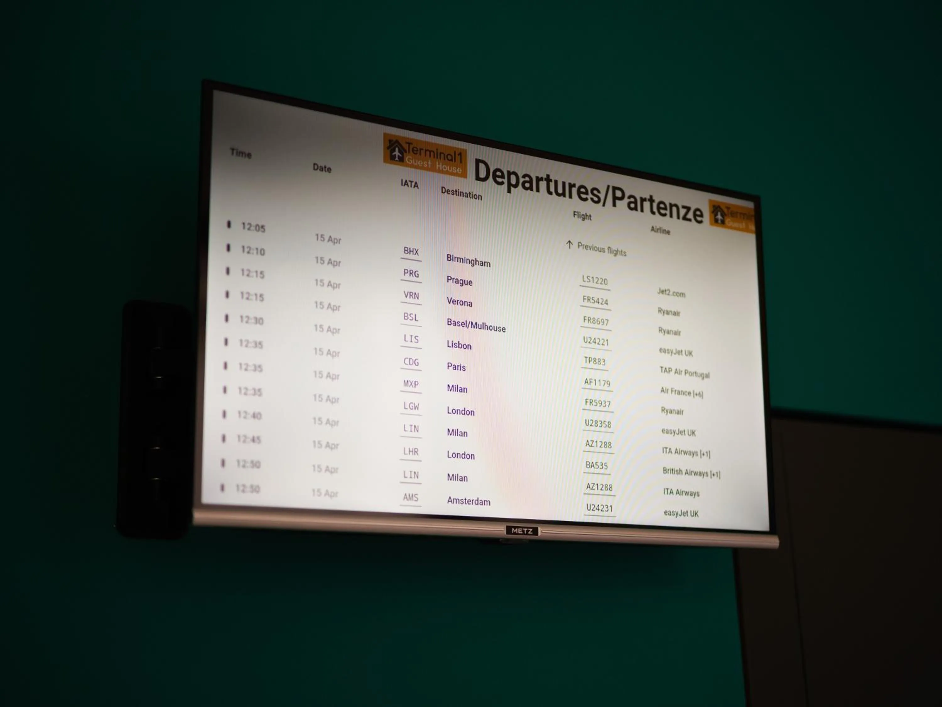 Decorative detail in Terminal 1 Guest House