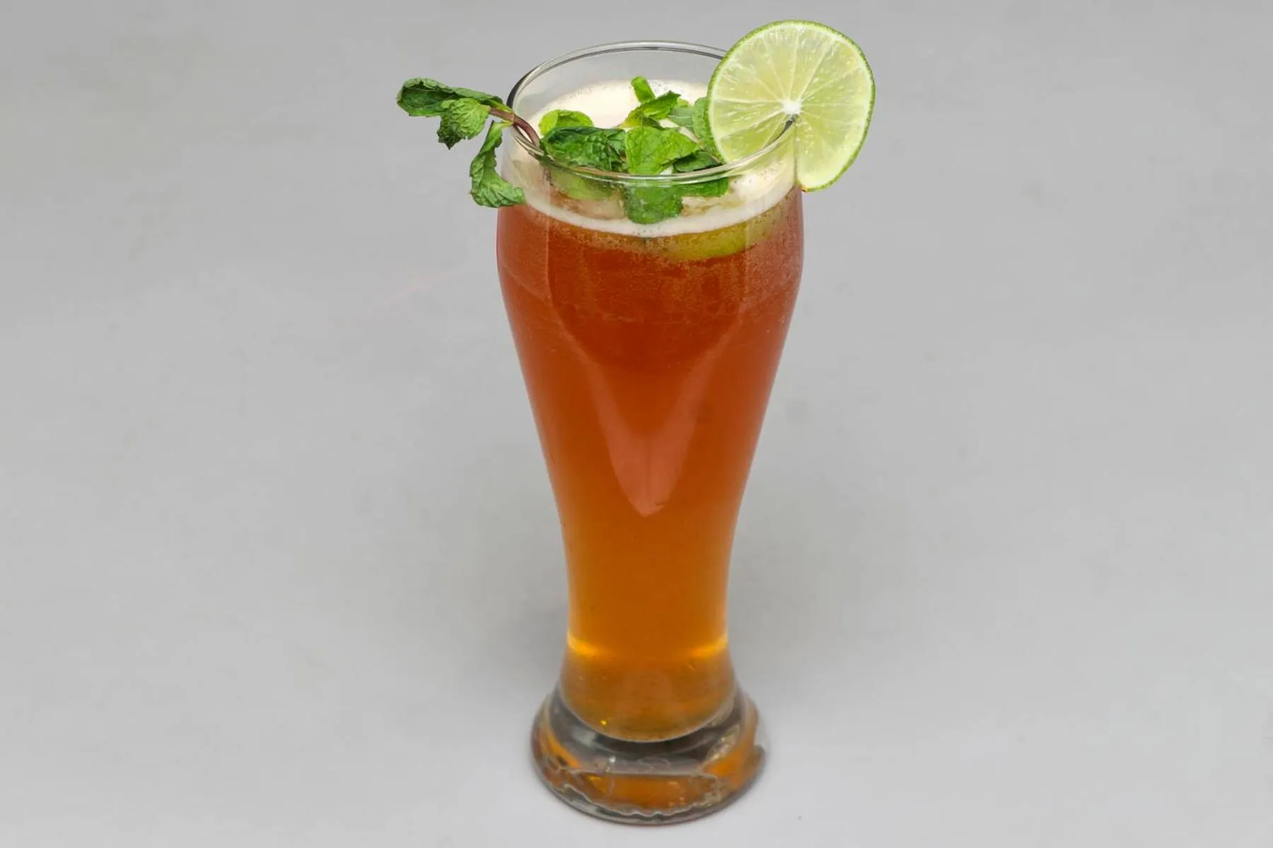 Restaurant/places to eat in New Hotel Suhail