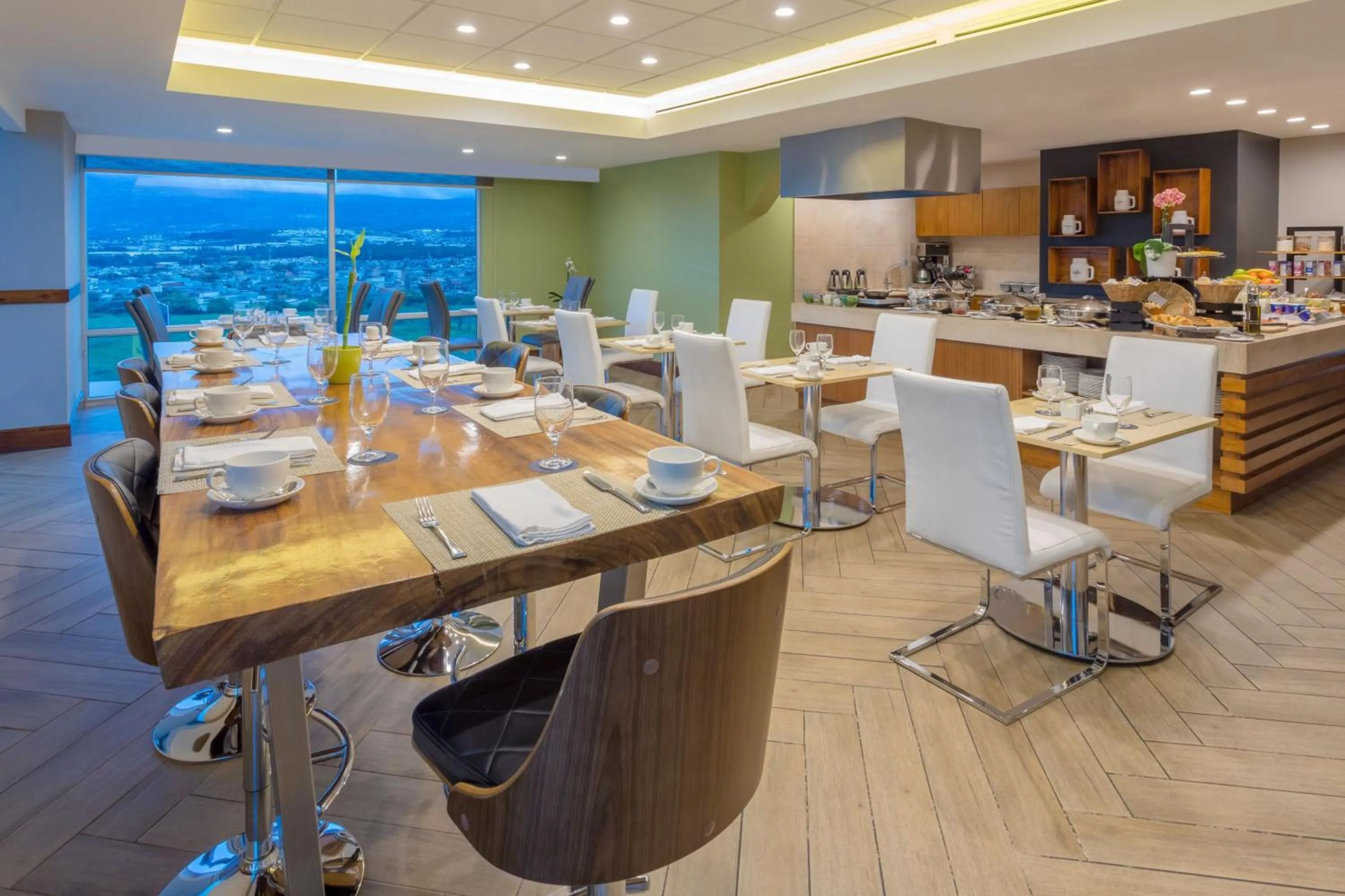 Lounge or bar in Sheraton San Jose Hotel, Costa Rica