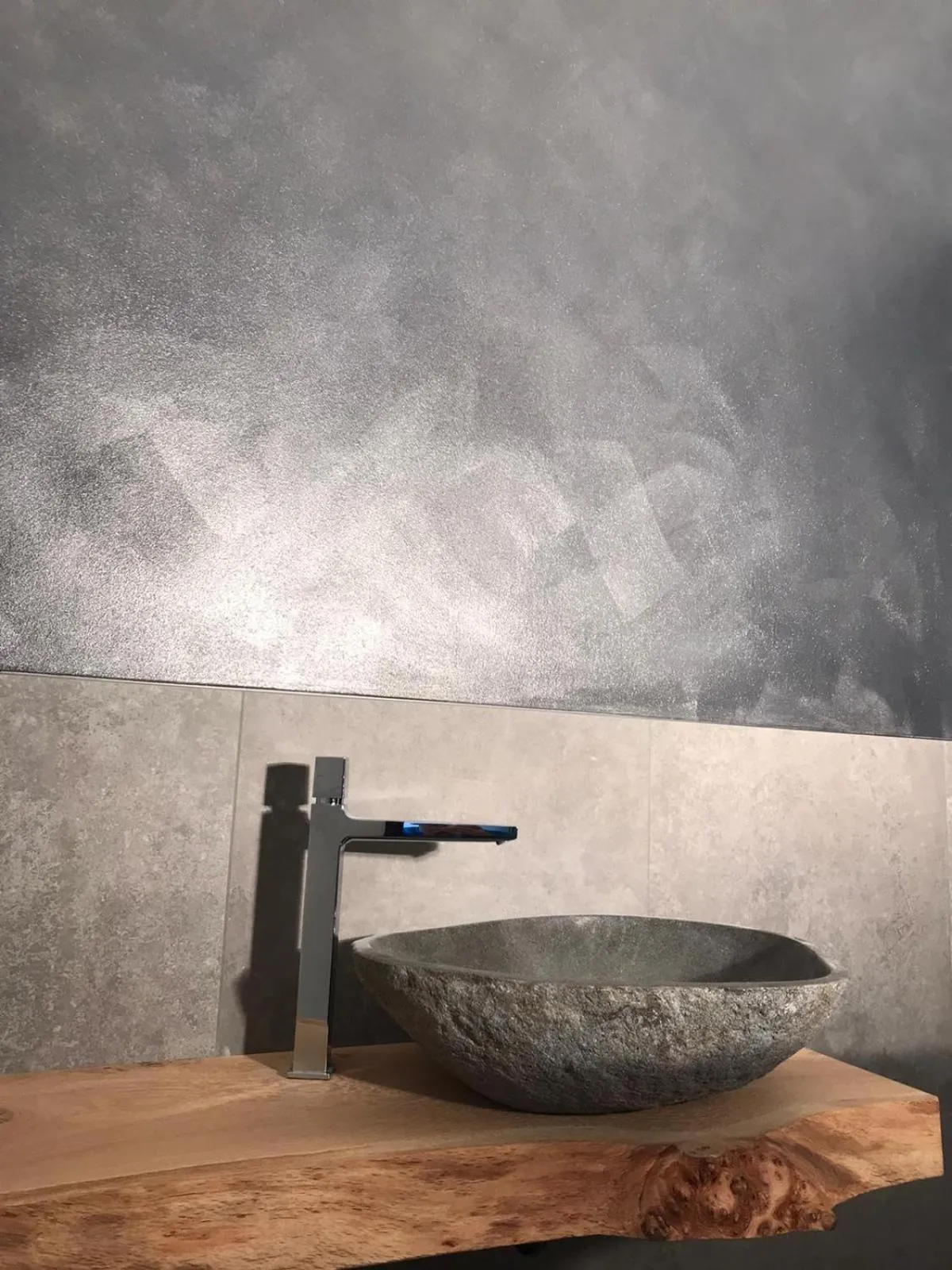 Decorative detail in WeinQuartier Bissersheim