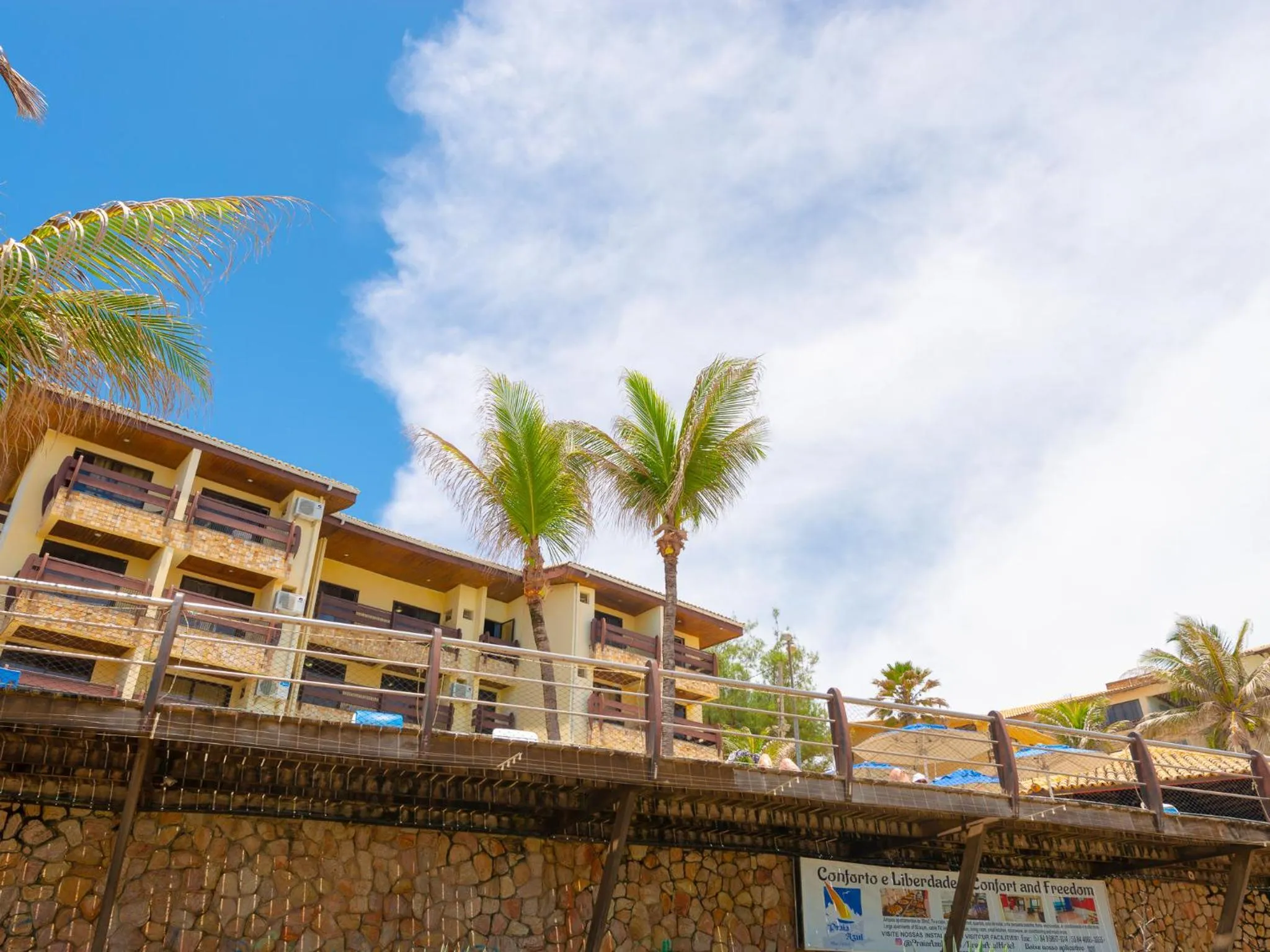 Facade/entrance in Happy Hotel Praia Azul