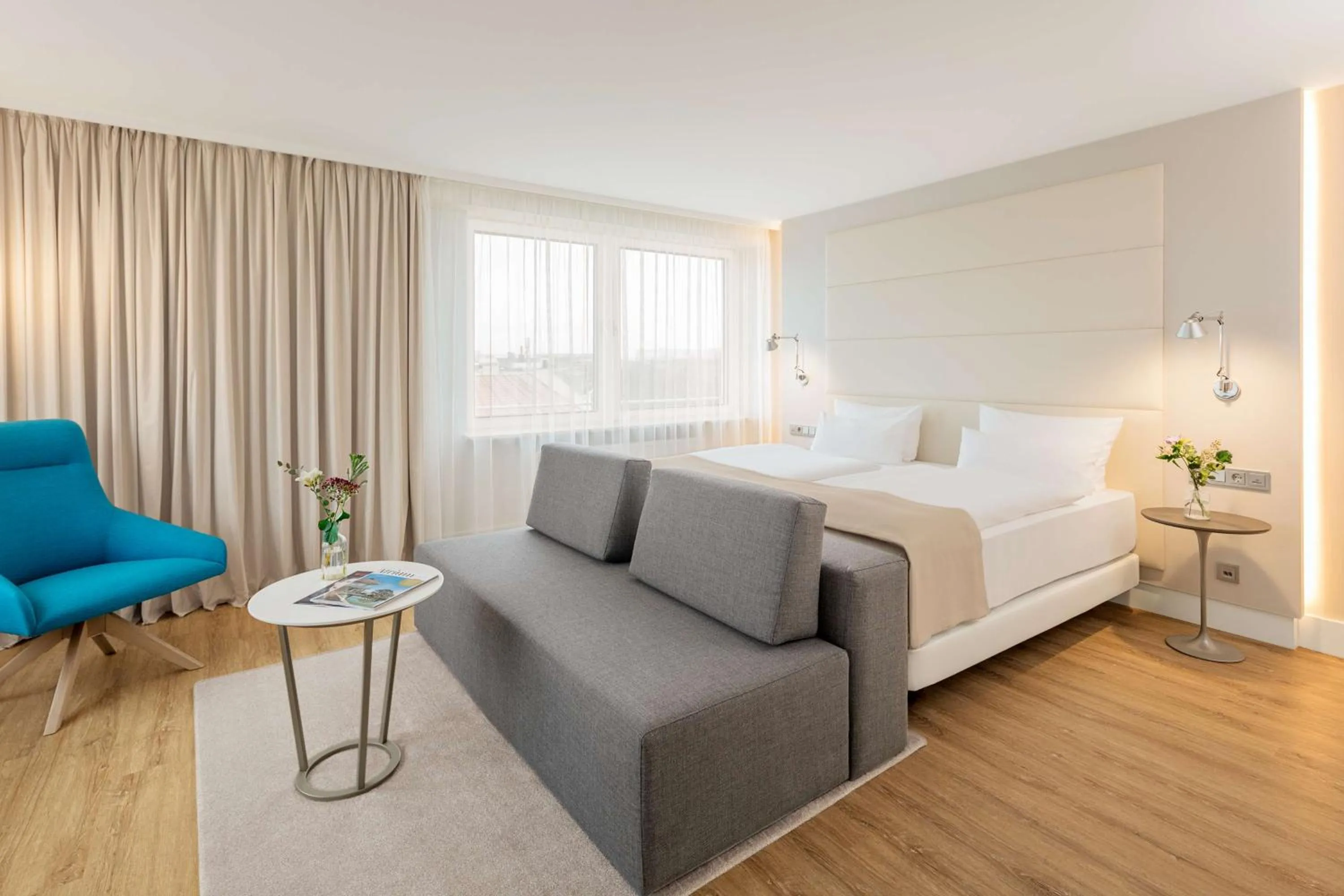 Bedroom, Bed in NH Hamburg Mitte