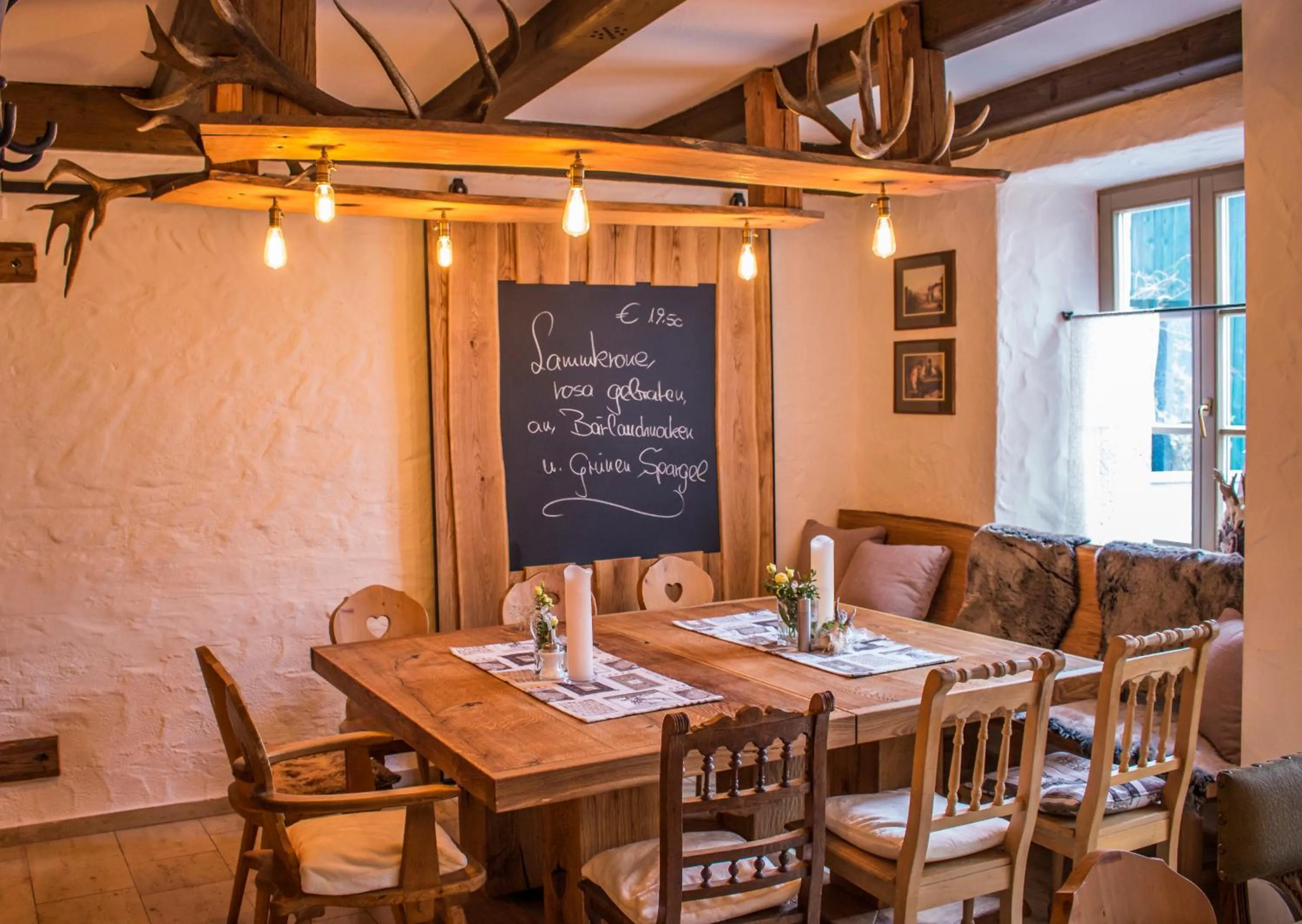 Restaurant/places to eat in Der Postwirt