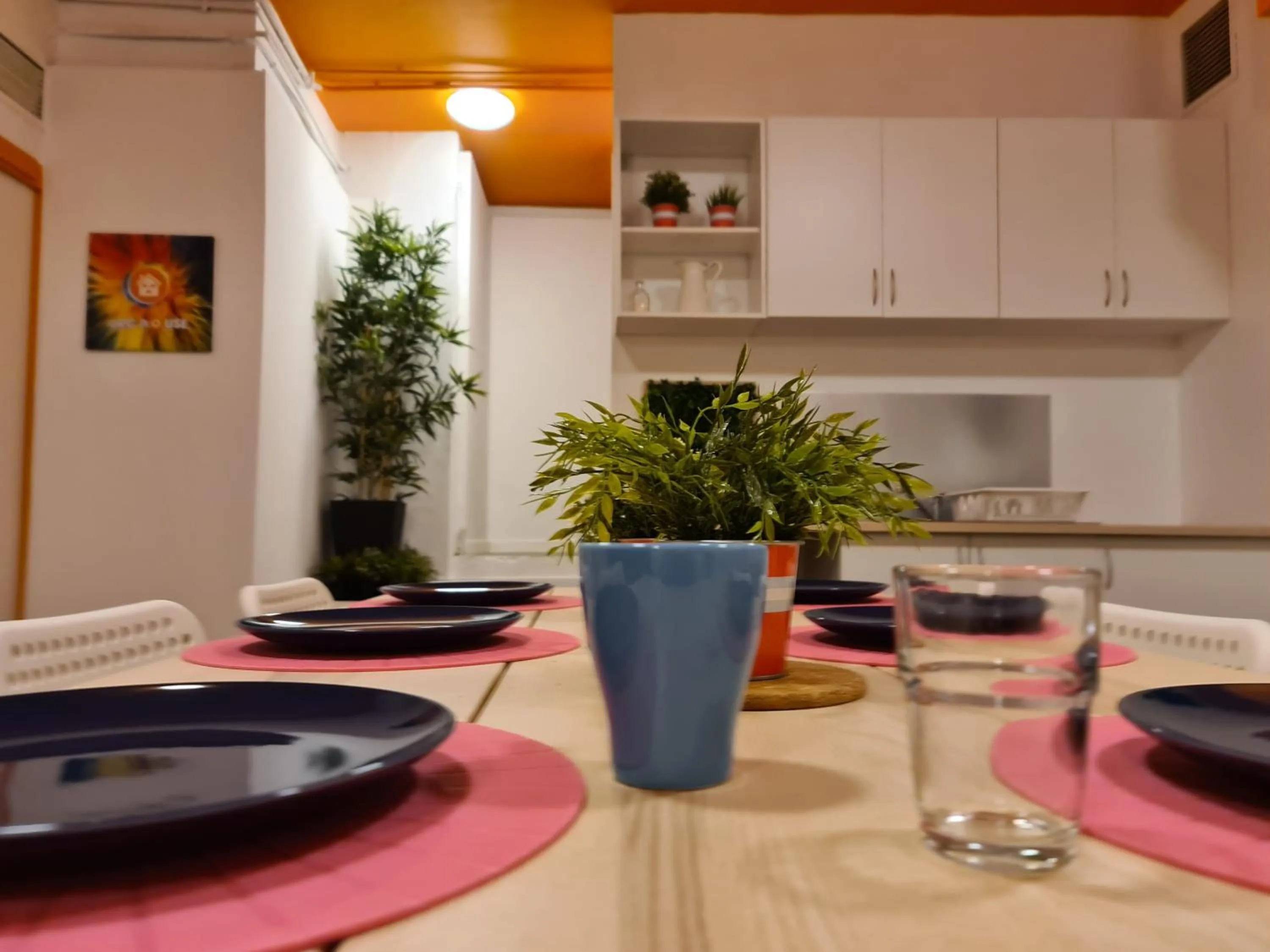 Dining area in Arc House Gracia