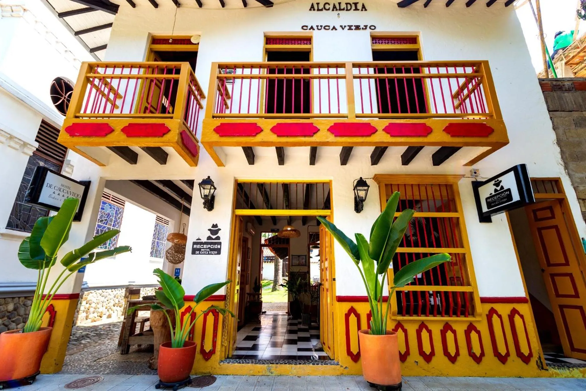 Property building in Hotel Boutique Fundadores en Cauca Viejo