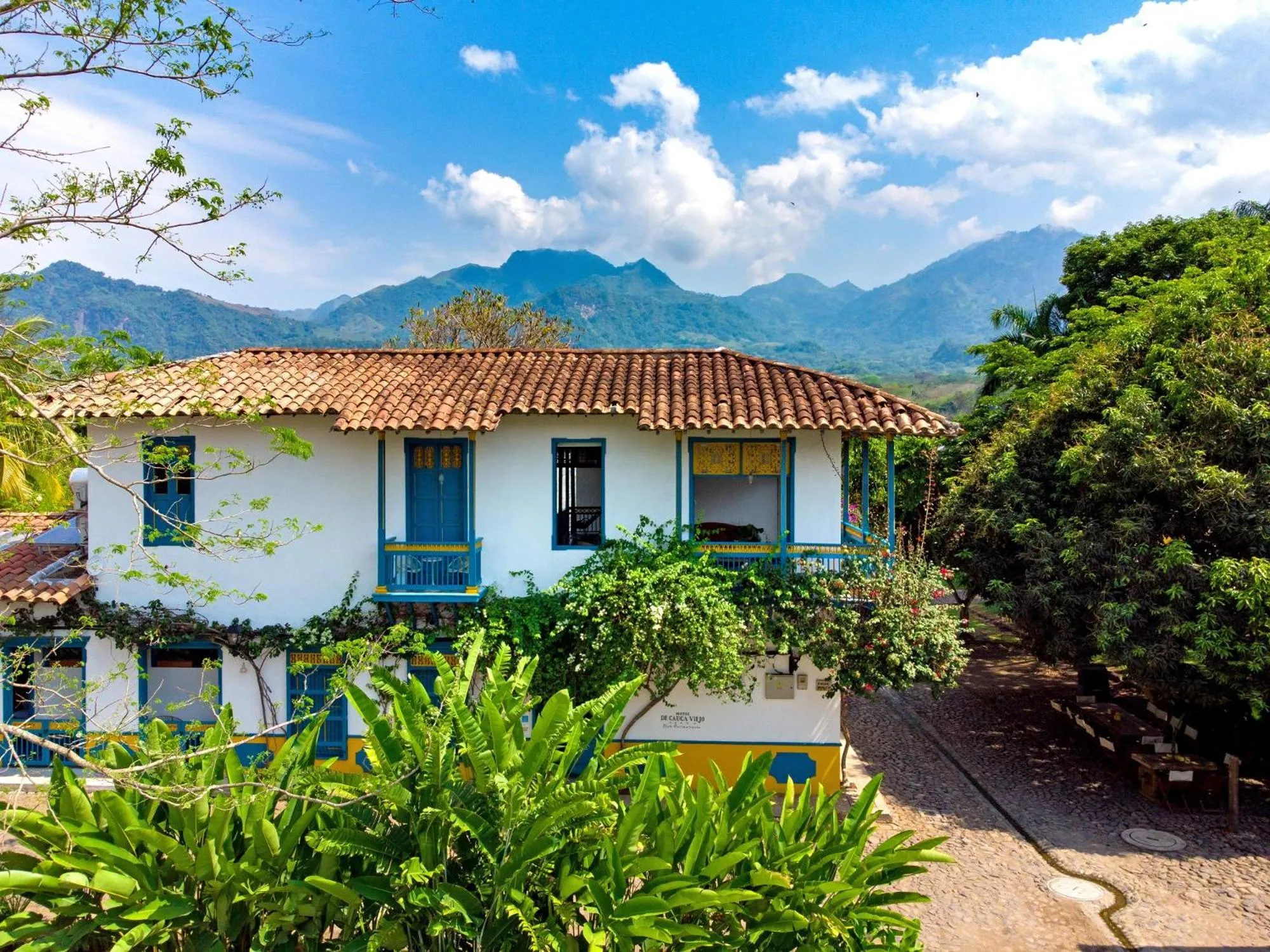 Property building in Hotel Boutique Fundadores en Cauca Viejo