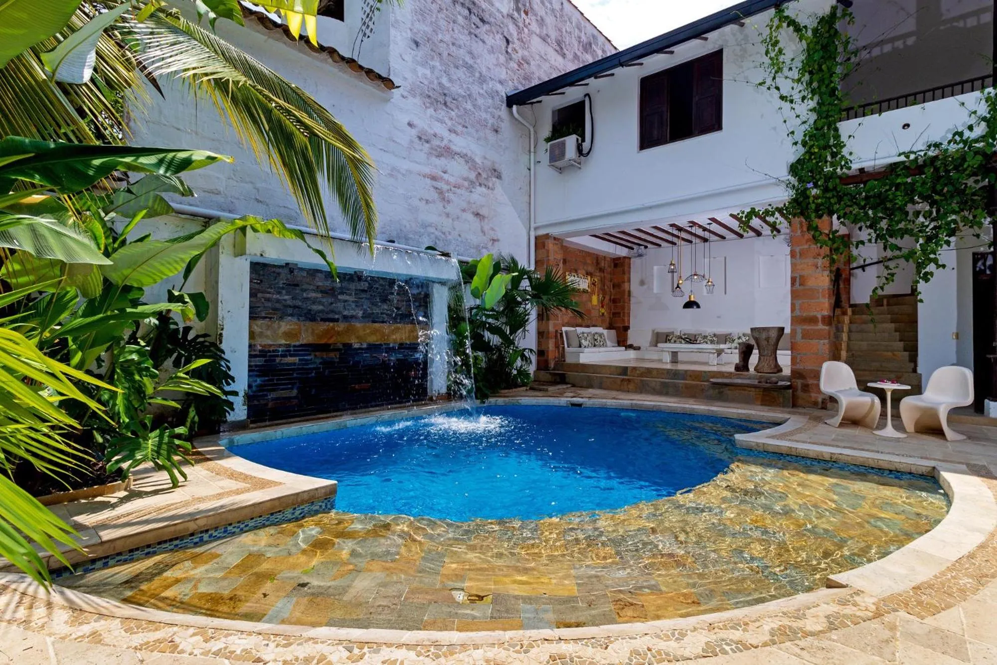 Swimming pool in Hotel Boutique Fundadores en Cauca Viejo