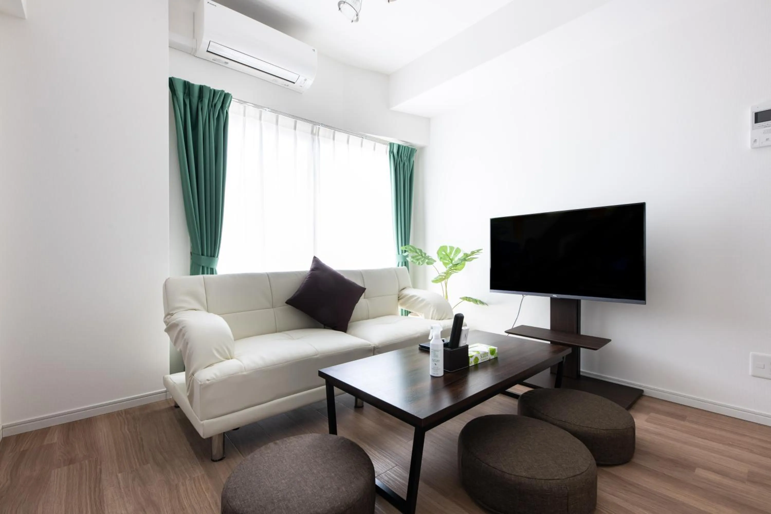 Photo of the whole room in Grand Inn Canalside