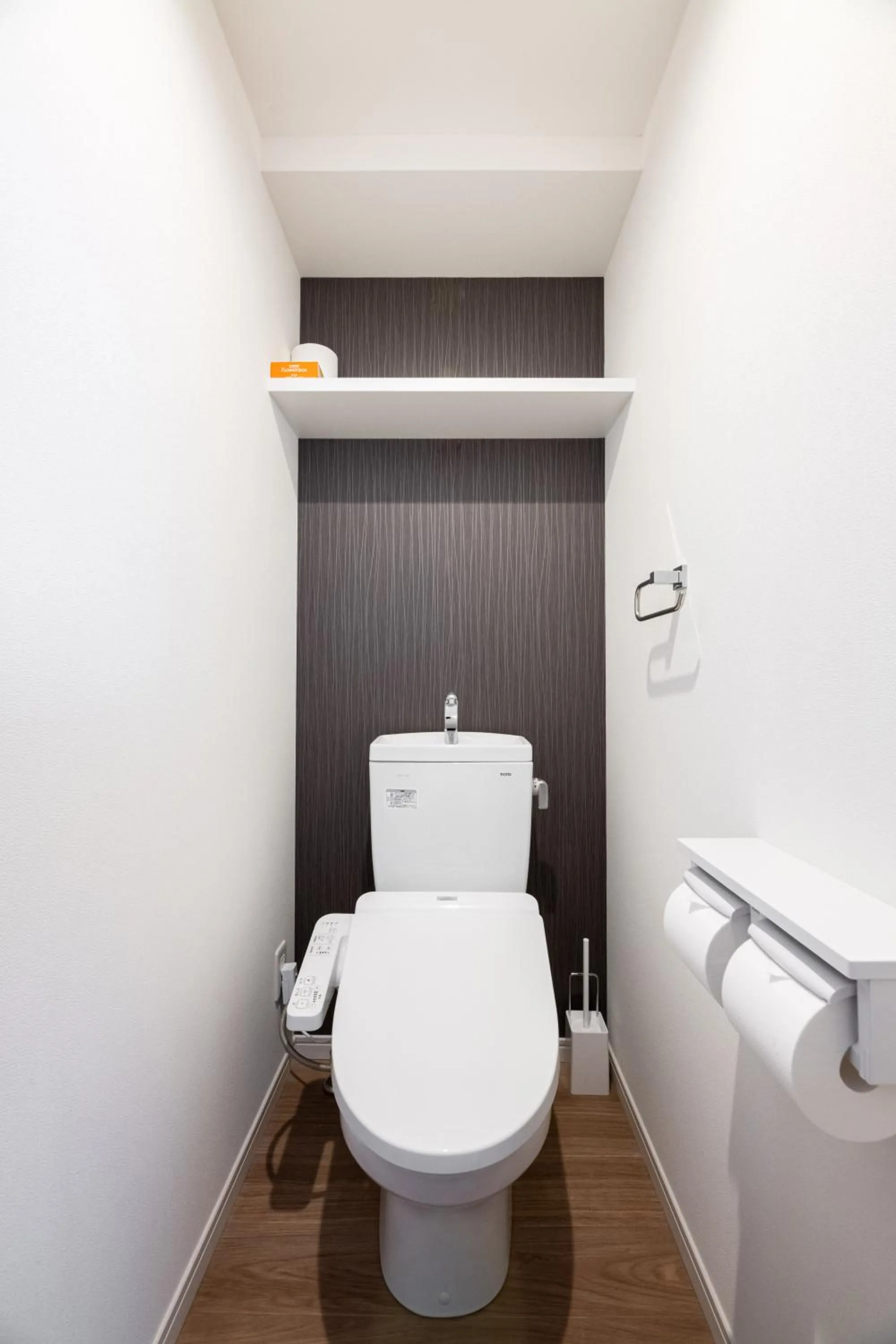 Toilet in Grand Inn Canalside