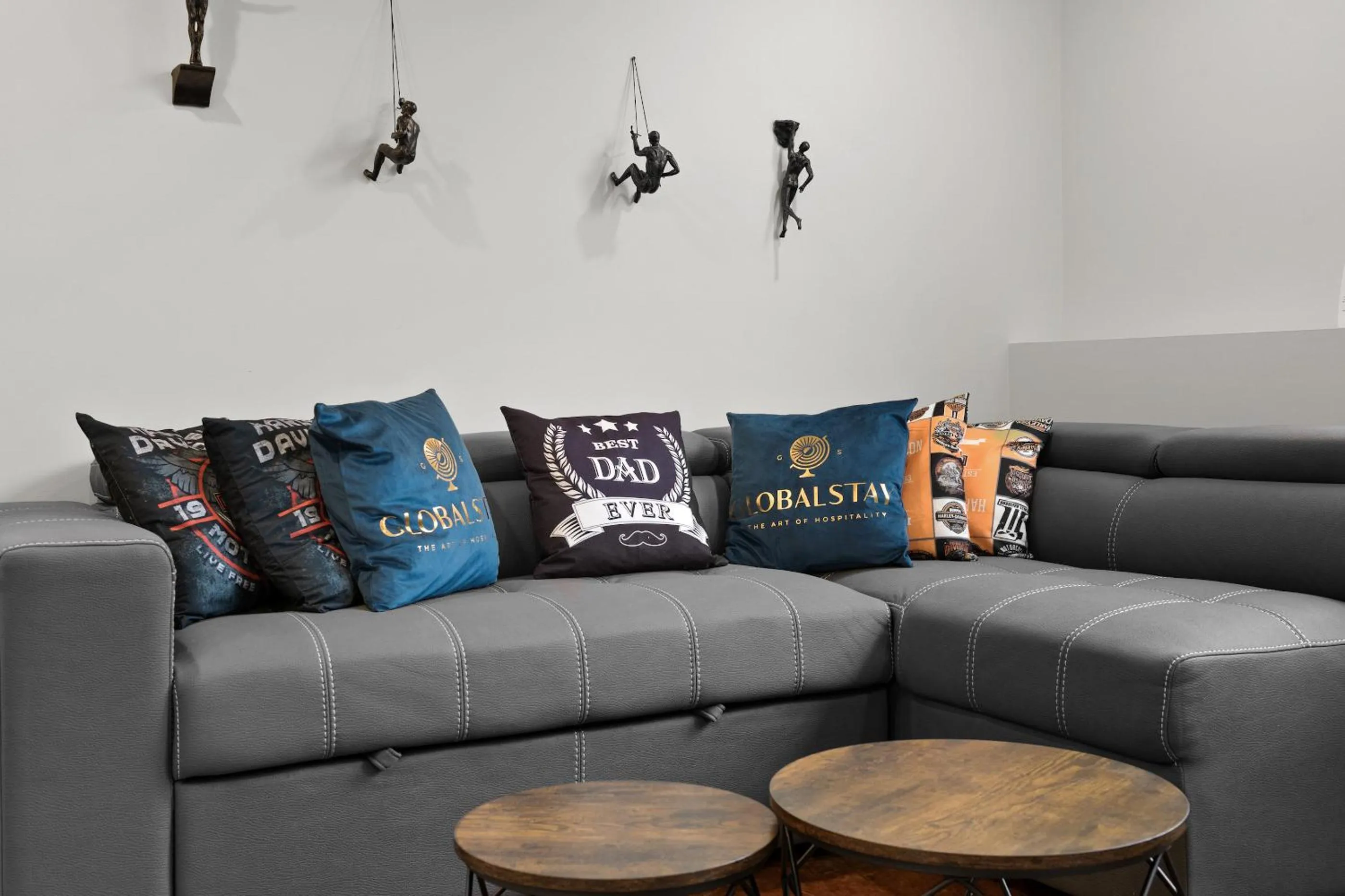 Living room in GLOBALSTAY New Apartments in Cranbrook Free street parking