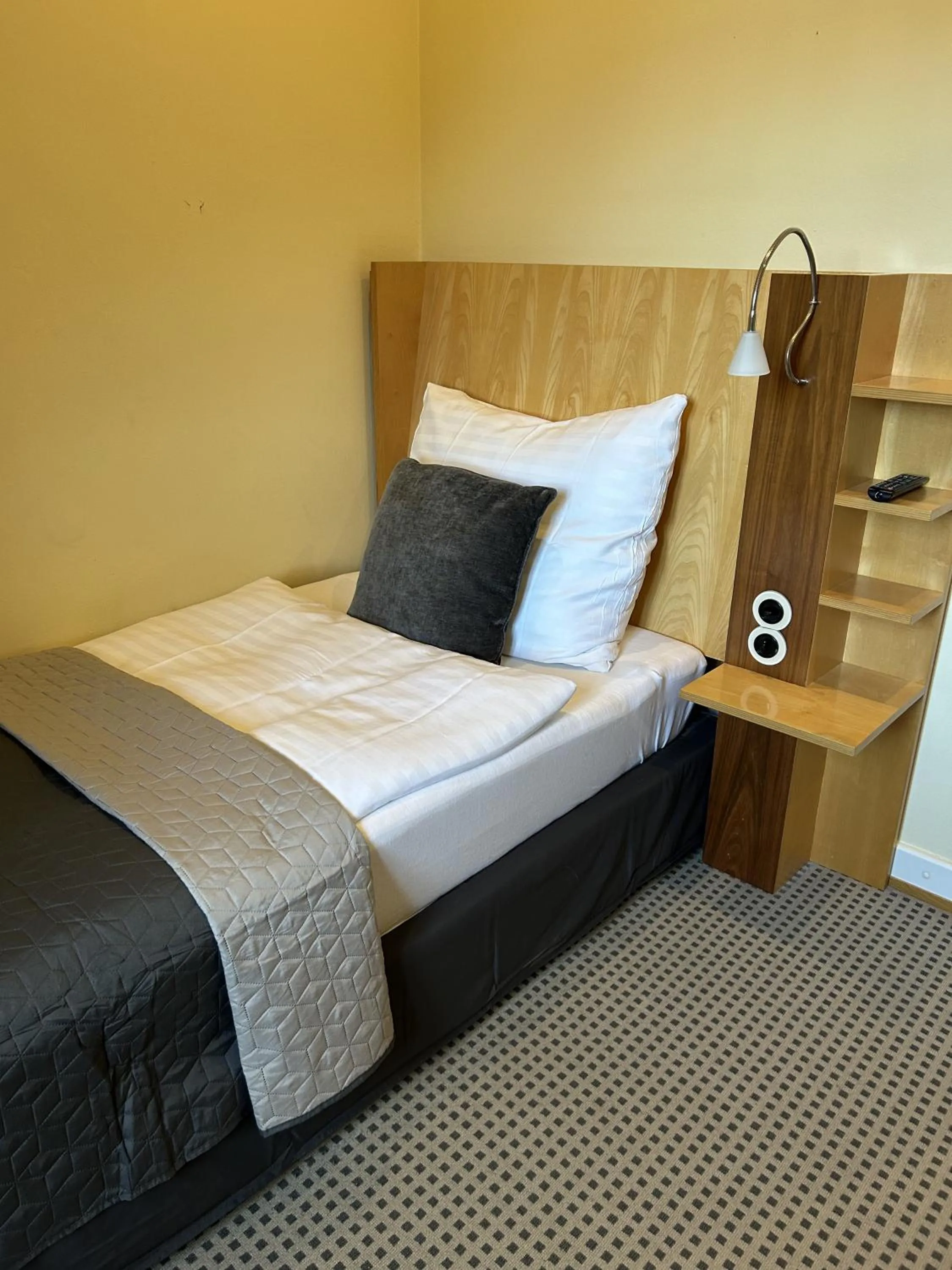 Bed in Villa Weisser Berg