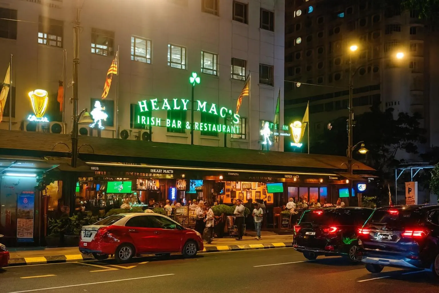 Restaurant/places to eat in Cormar Suites Kuala Lumpur