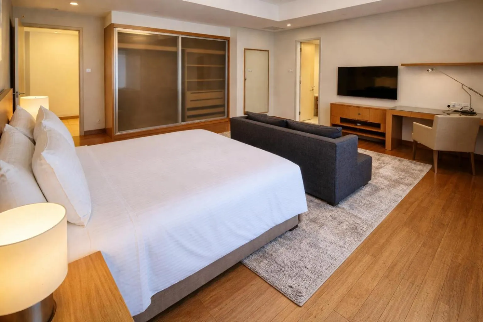 Bedroom, Bed in Cormar Suites Kuala Lumpur