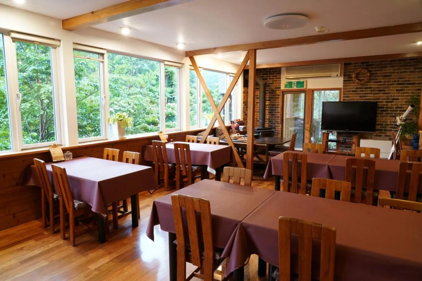 Restaurant/places to eat in Pension Asanebou