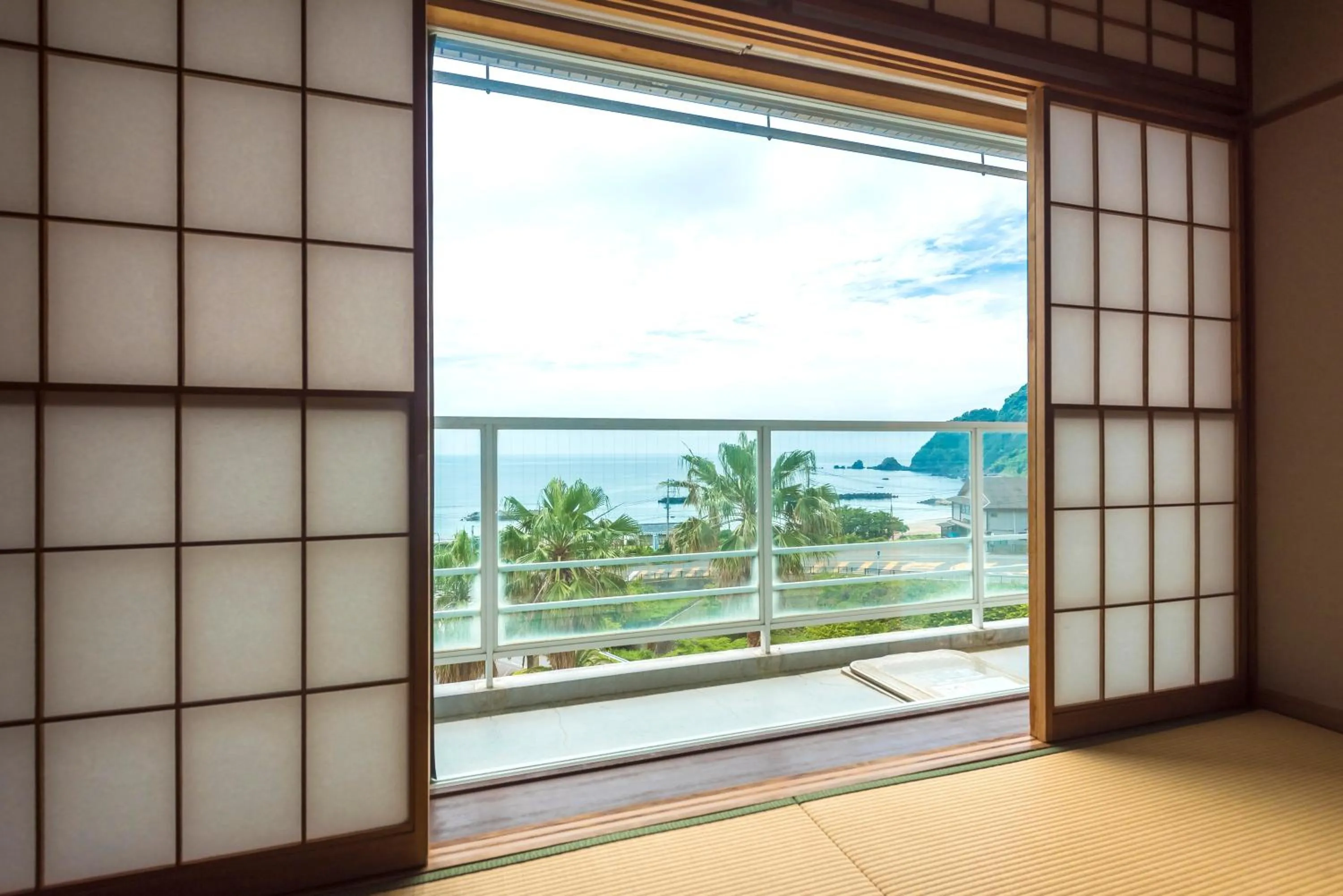 Nishiizu Crystal View Hotel