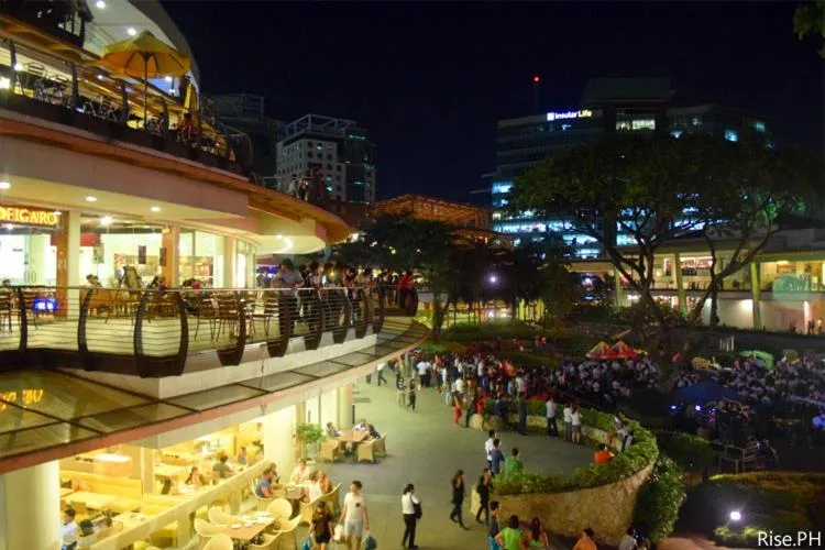 Mabolo Garden A4 near ayala mall free gym POOL