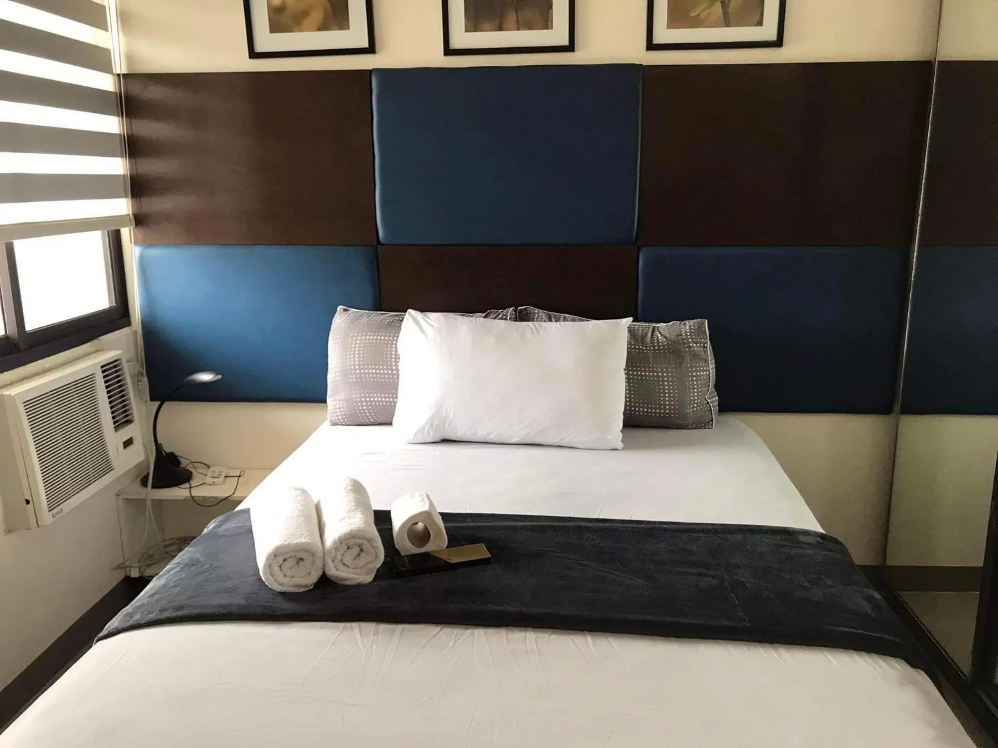 Mabolo Garden A4 near ayala mall free gym POOL