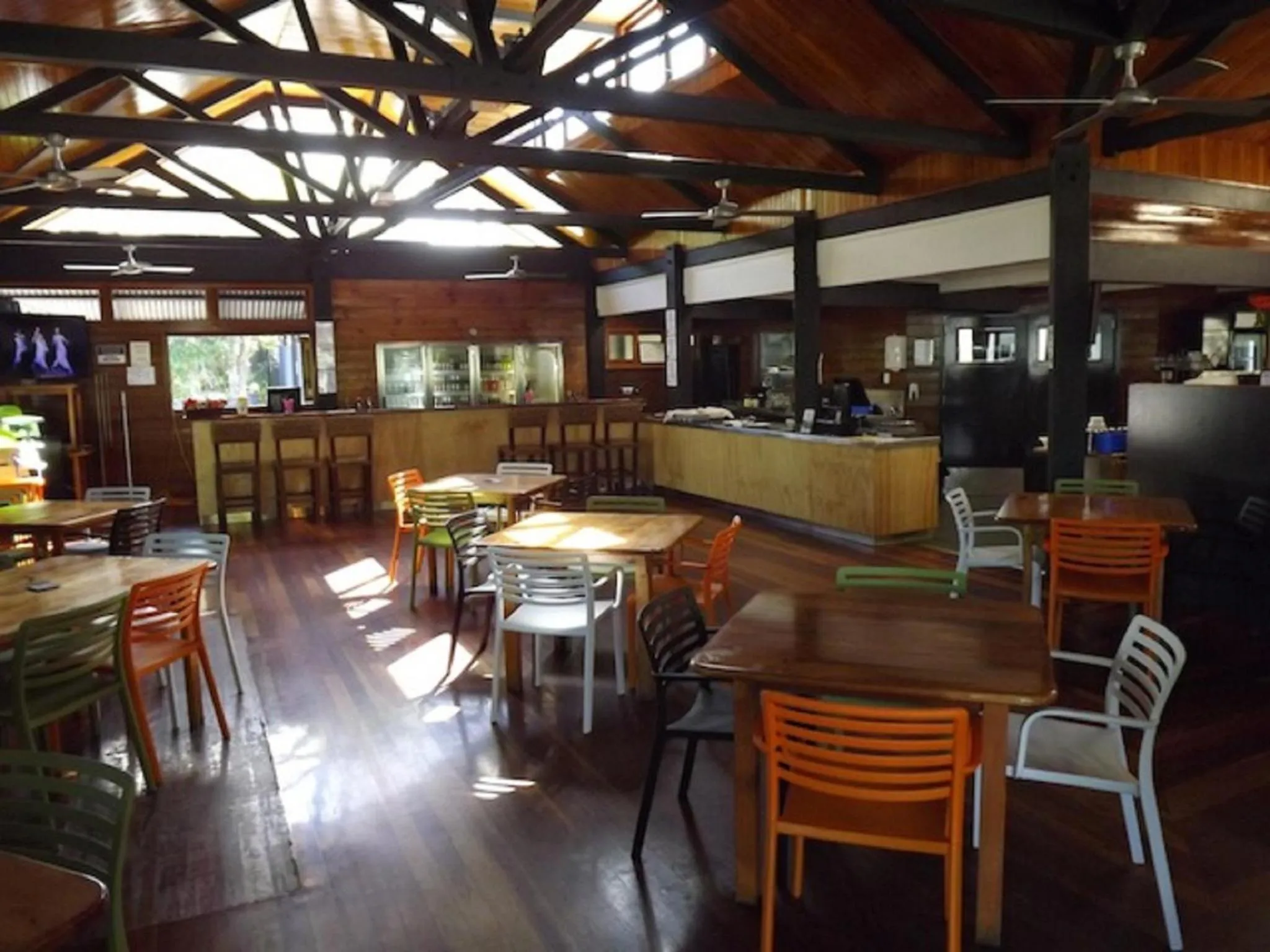 Restaurant/places to eat in Fraser Island Retreat