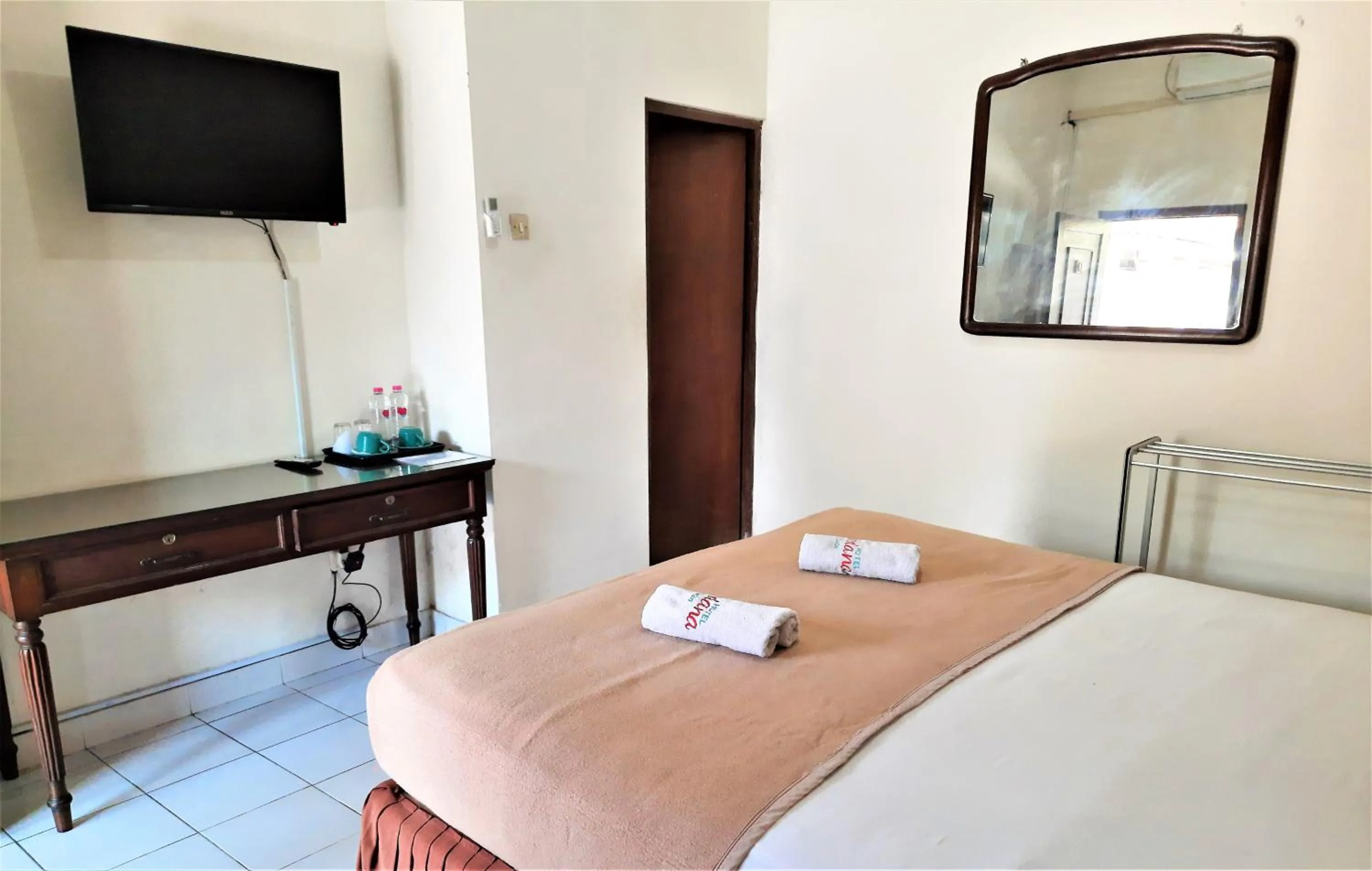 Bedroom, Bed in Hotel Perdana