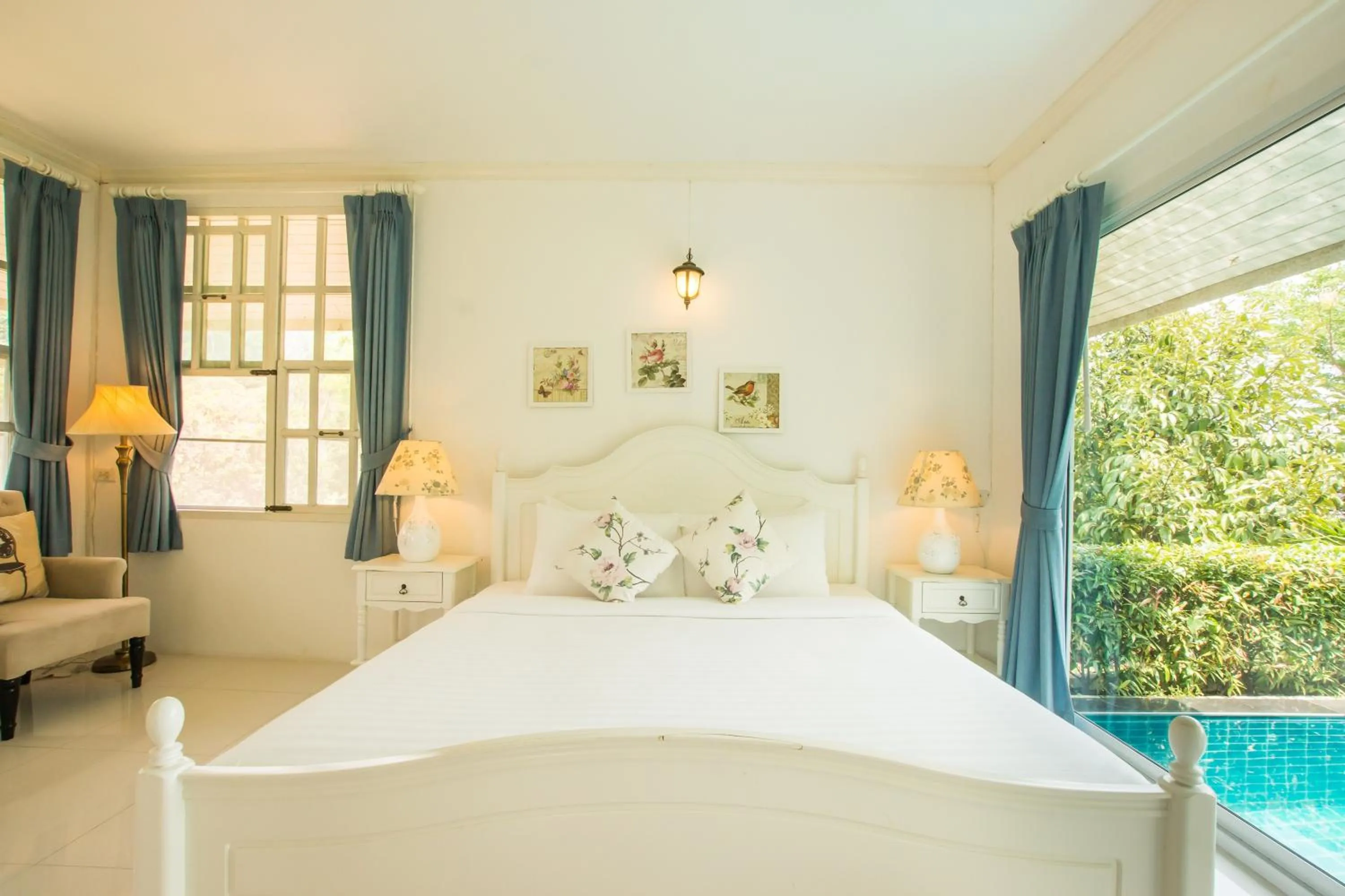 Bedroom, Bed in The Natural Garden Resort