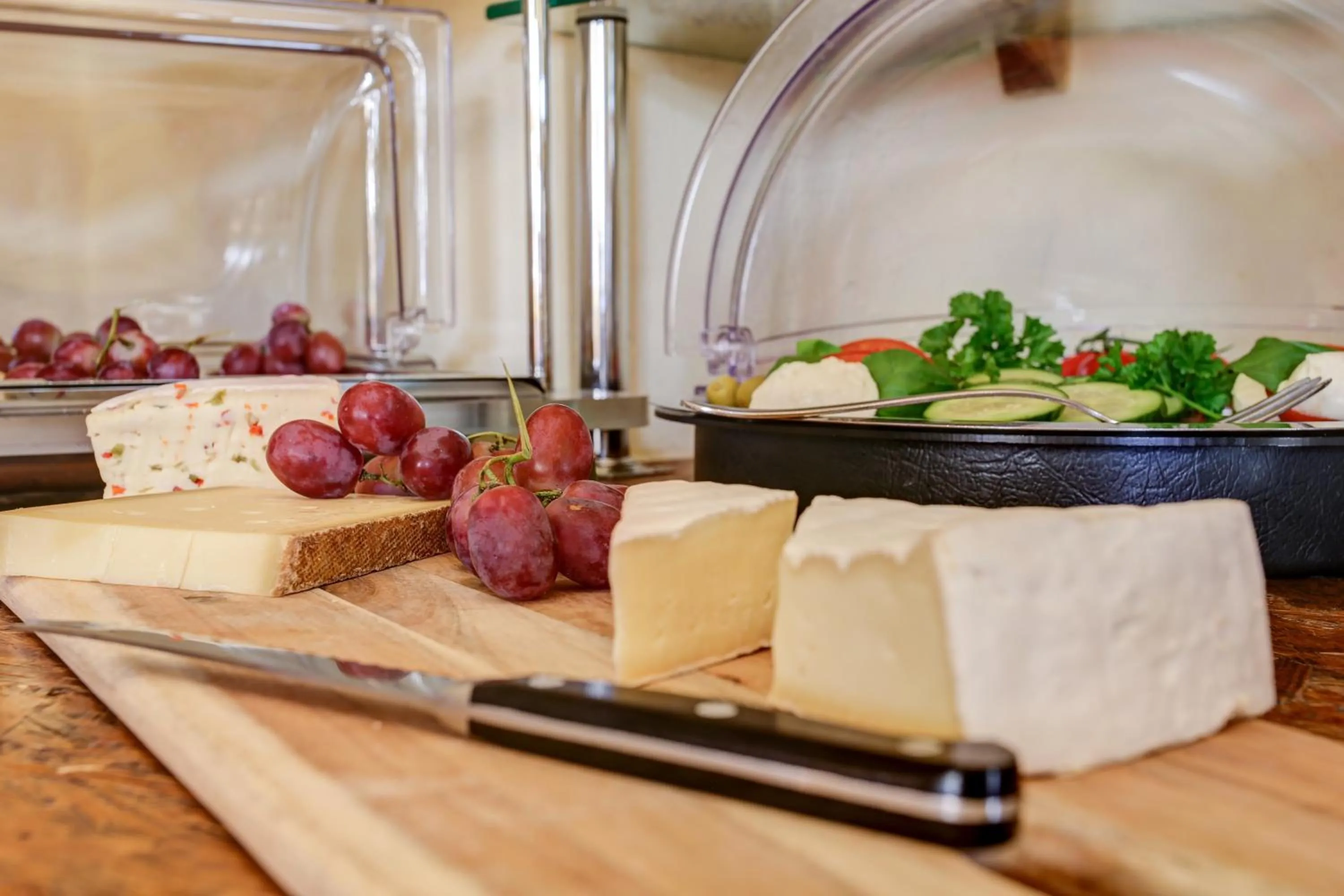 Buffet breakfast in Rhein Neckar Hotel