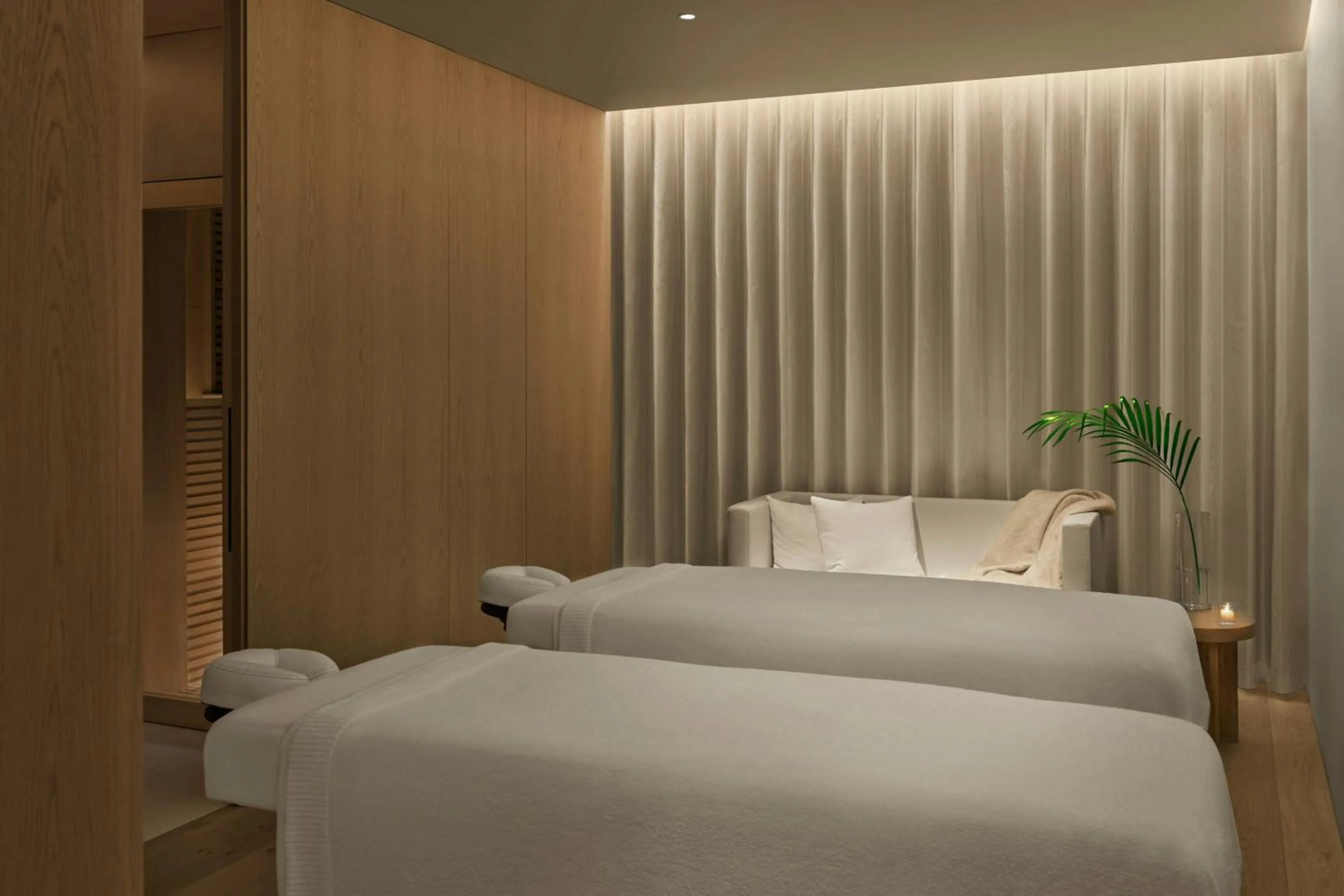 Spa and wellness centre/facilities, Bed in The Tokyo EDITION, Toranomon