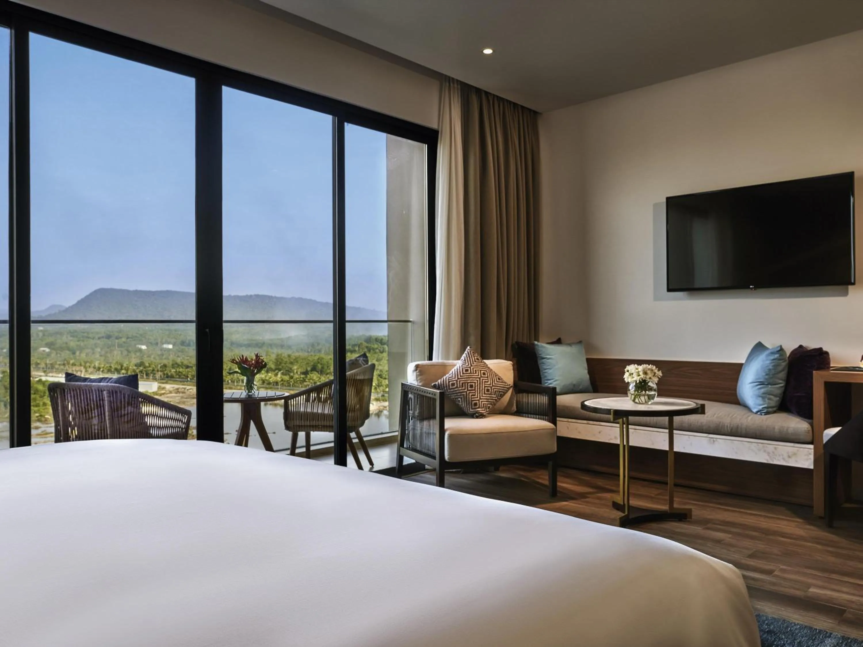 Bedroom, Bed in Mövenpick Villas & Residences Phu Quoc