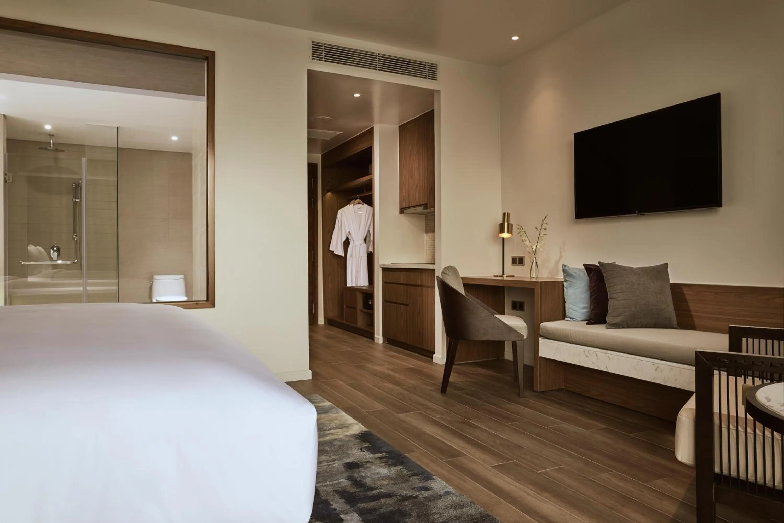 Bathroom, Bed in Mövenpick Villas & Residences Phu Quoc