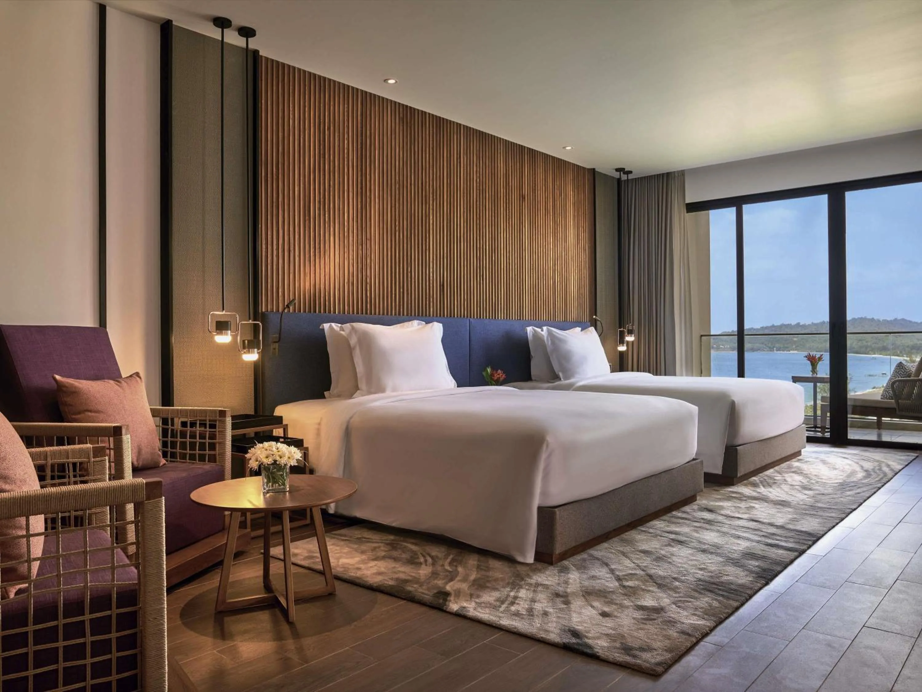 Bedroom, Bed in Mövenpick Resort Waverly Phu Quoc