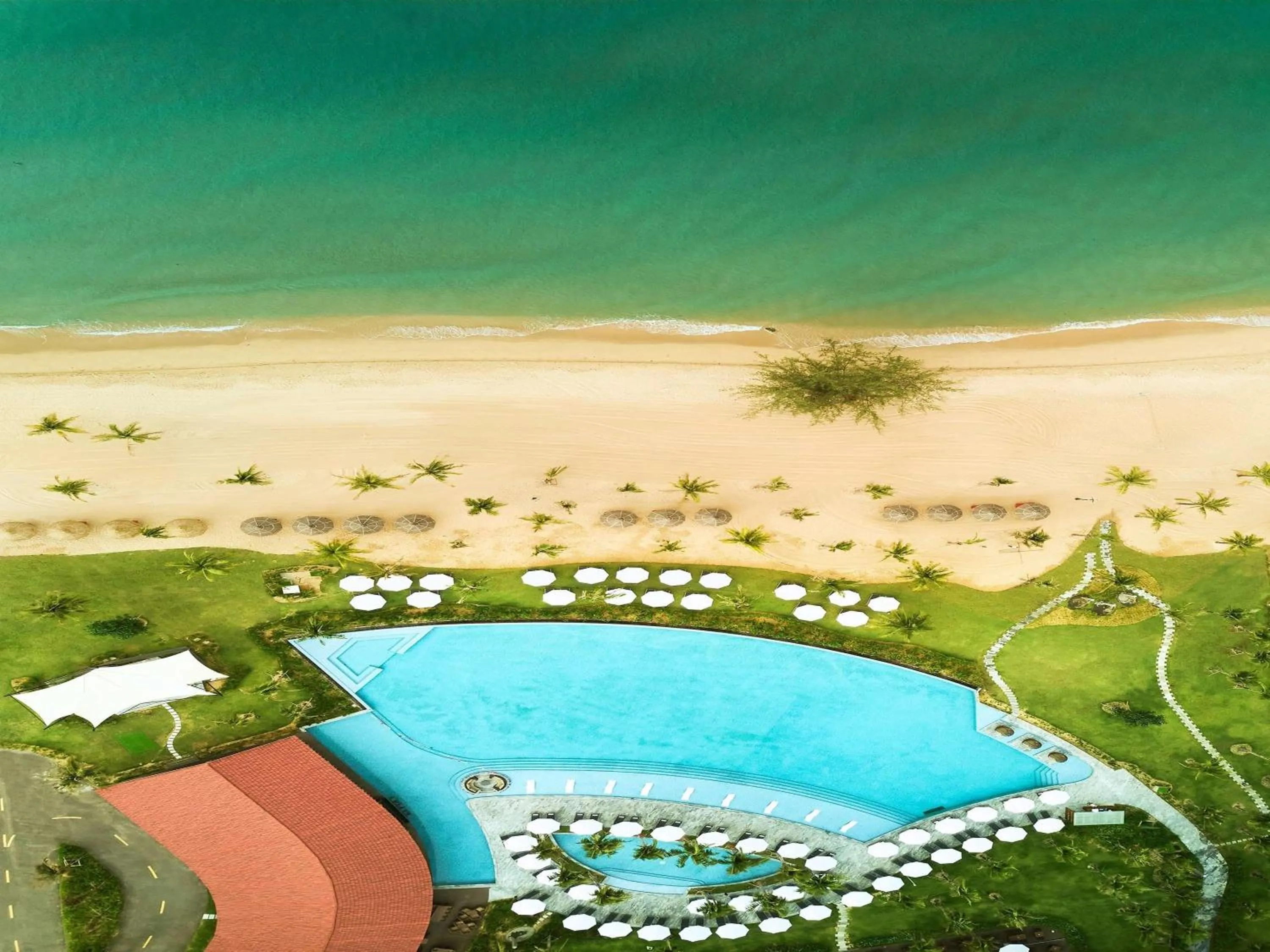 Pool view in Mövenpick Resort Waverly Phu Quoc