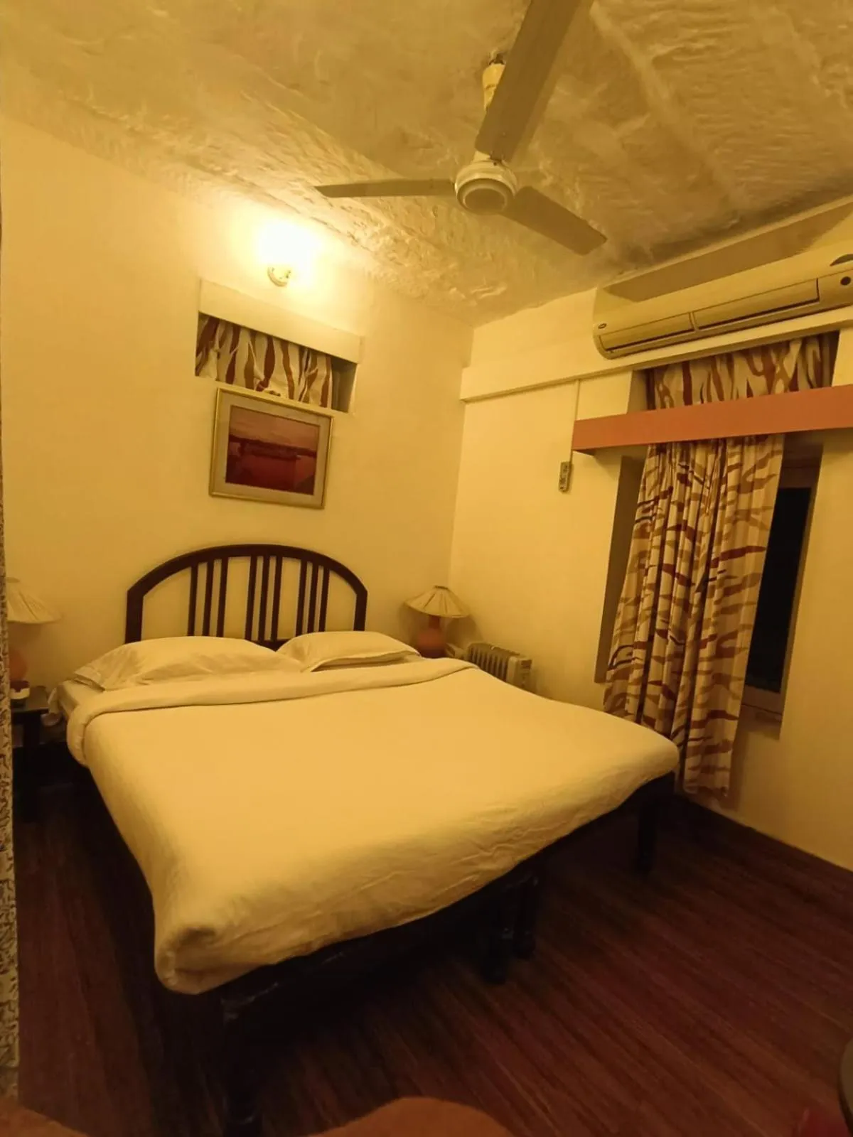 Bedroom, Bed in Karni Bhawan Palace - Heritageby HRH Group of Hotels